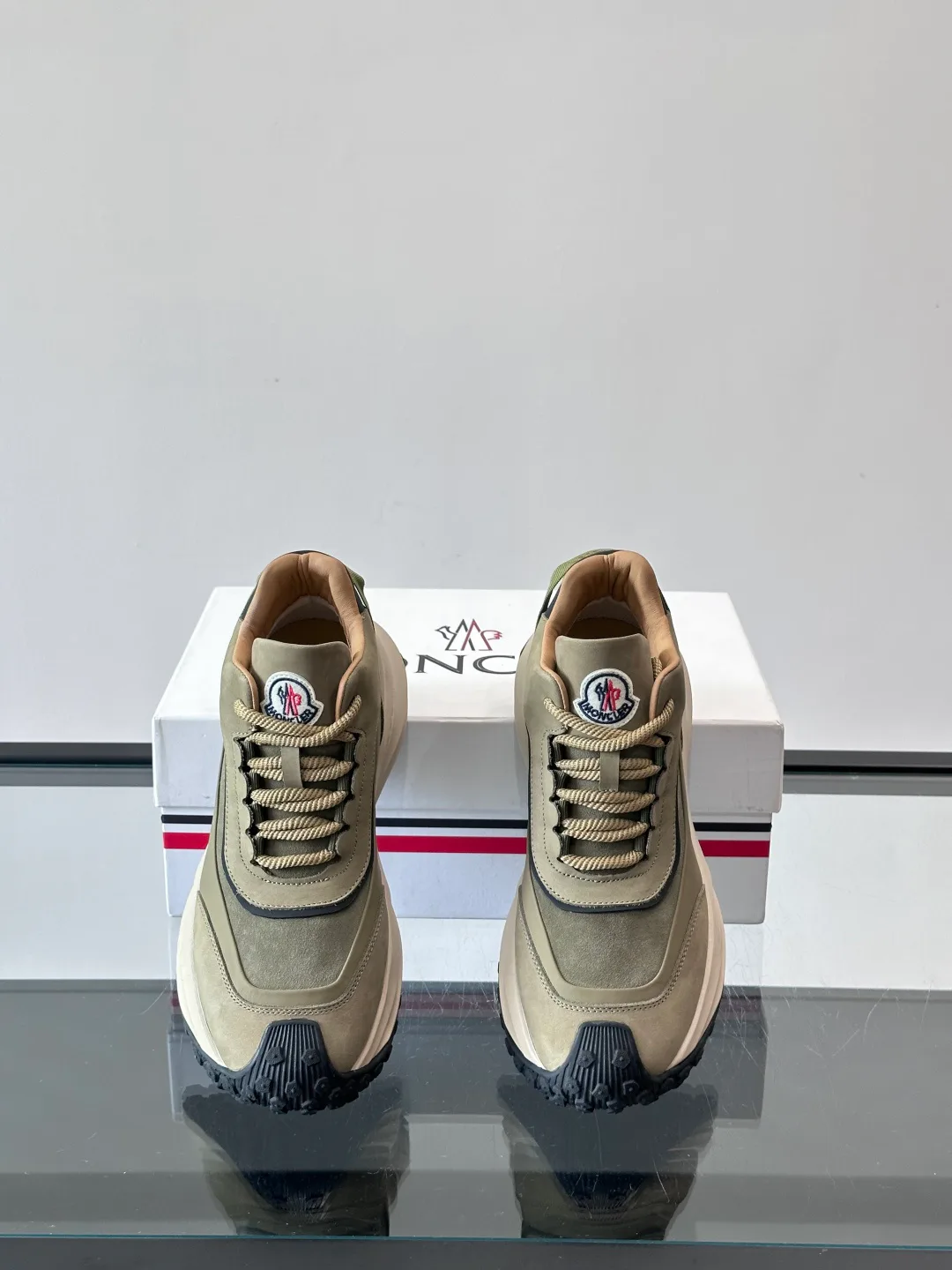 Кроссовки Женские Moncler 241844