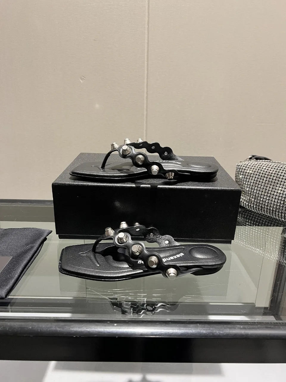 Шлепанцы Женские Alexander Wang 13401295