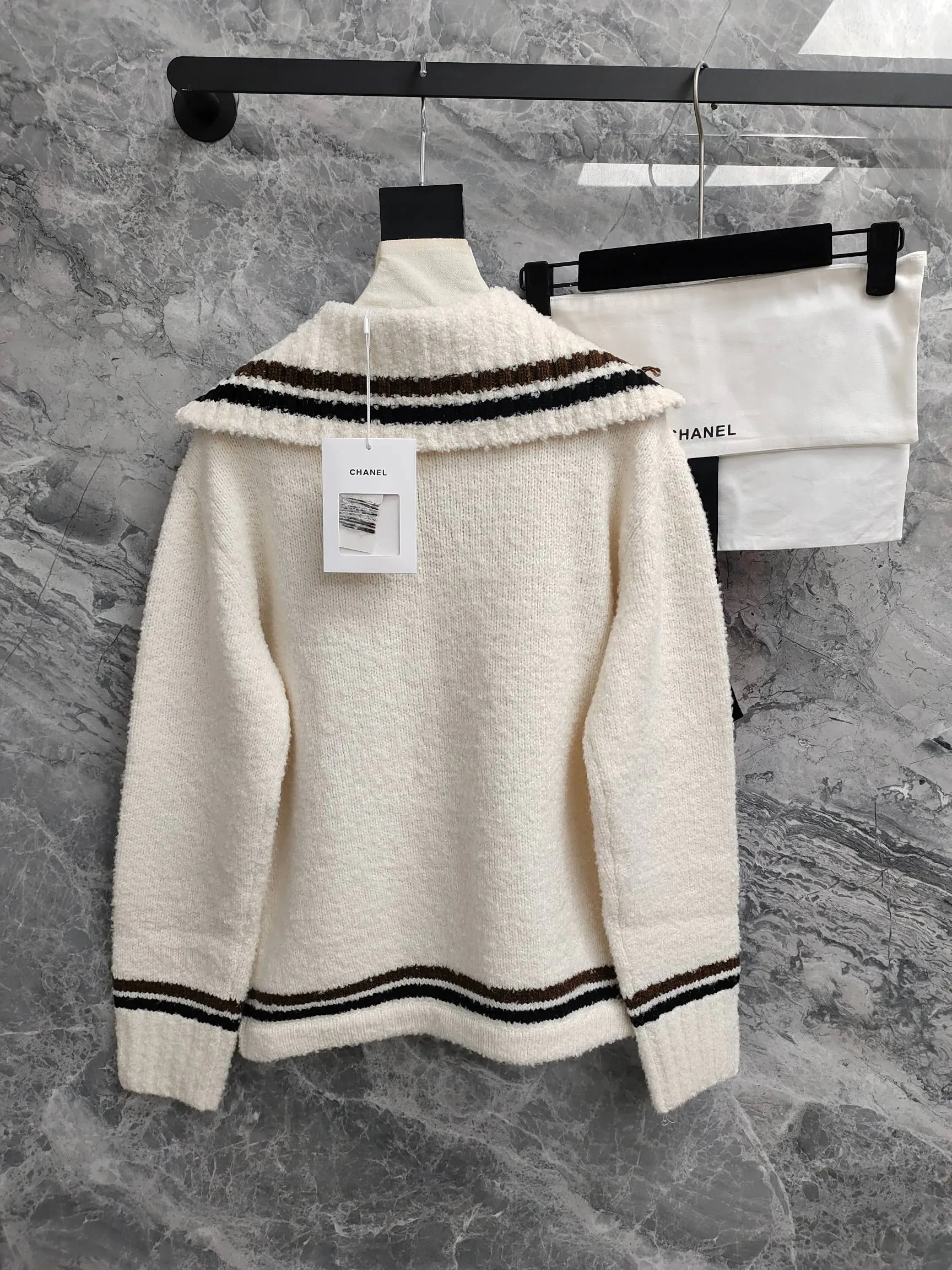 Джемперы И Свитеры Женские Chanel 9859143