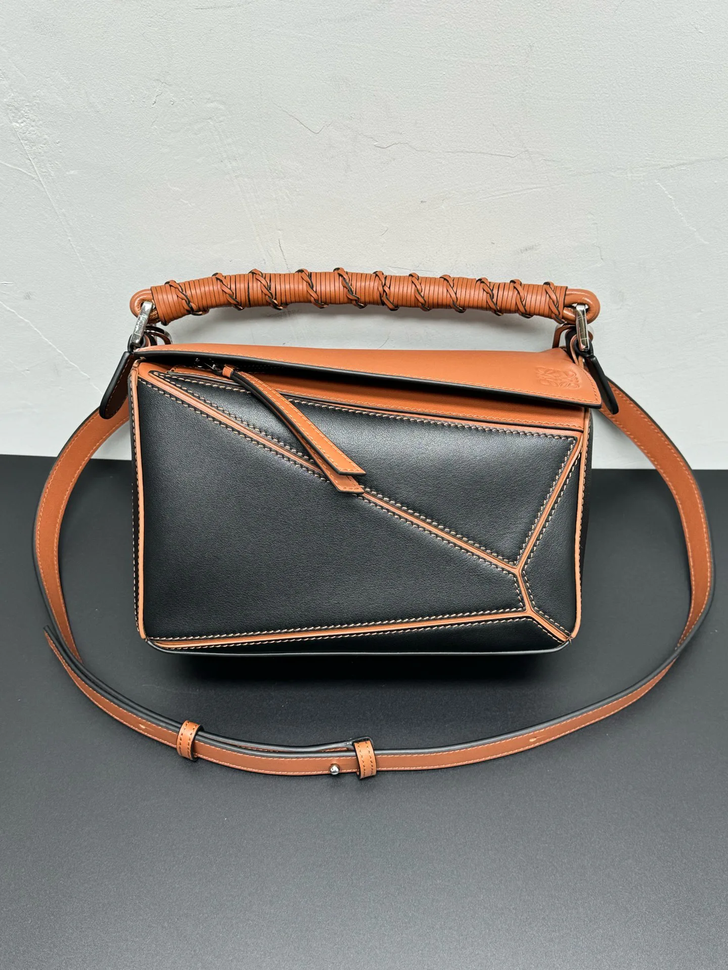 Сумки На Ремне Женские Loewe 207420