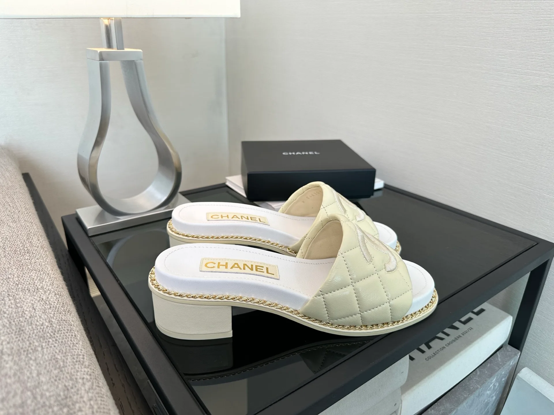 Босоножки Женские Chanel 10380418