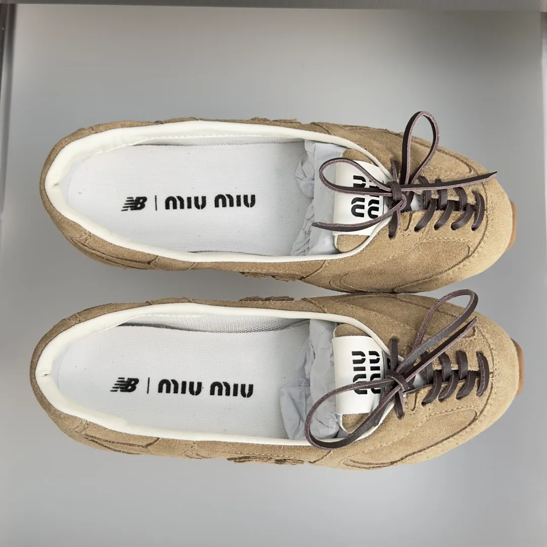 Кроссовки Женские Miu Miu 17950433