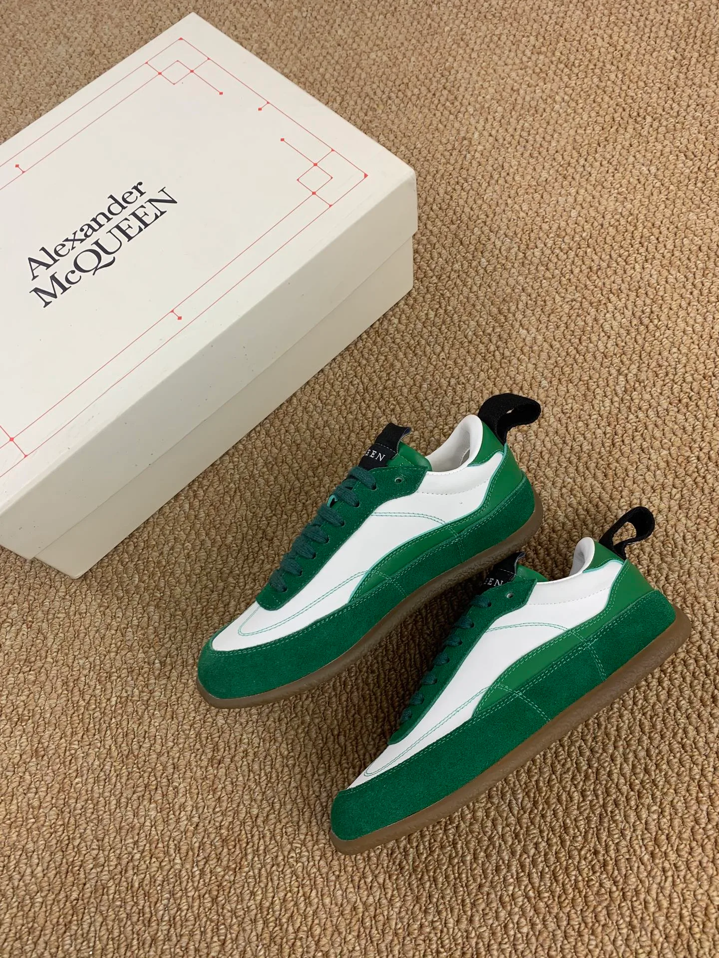 Кроссовки Женские Alexander Mcqueen 5022435