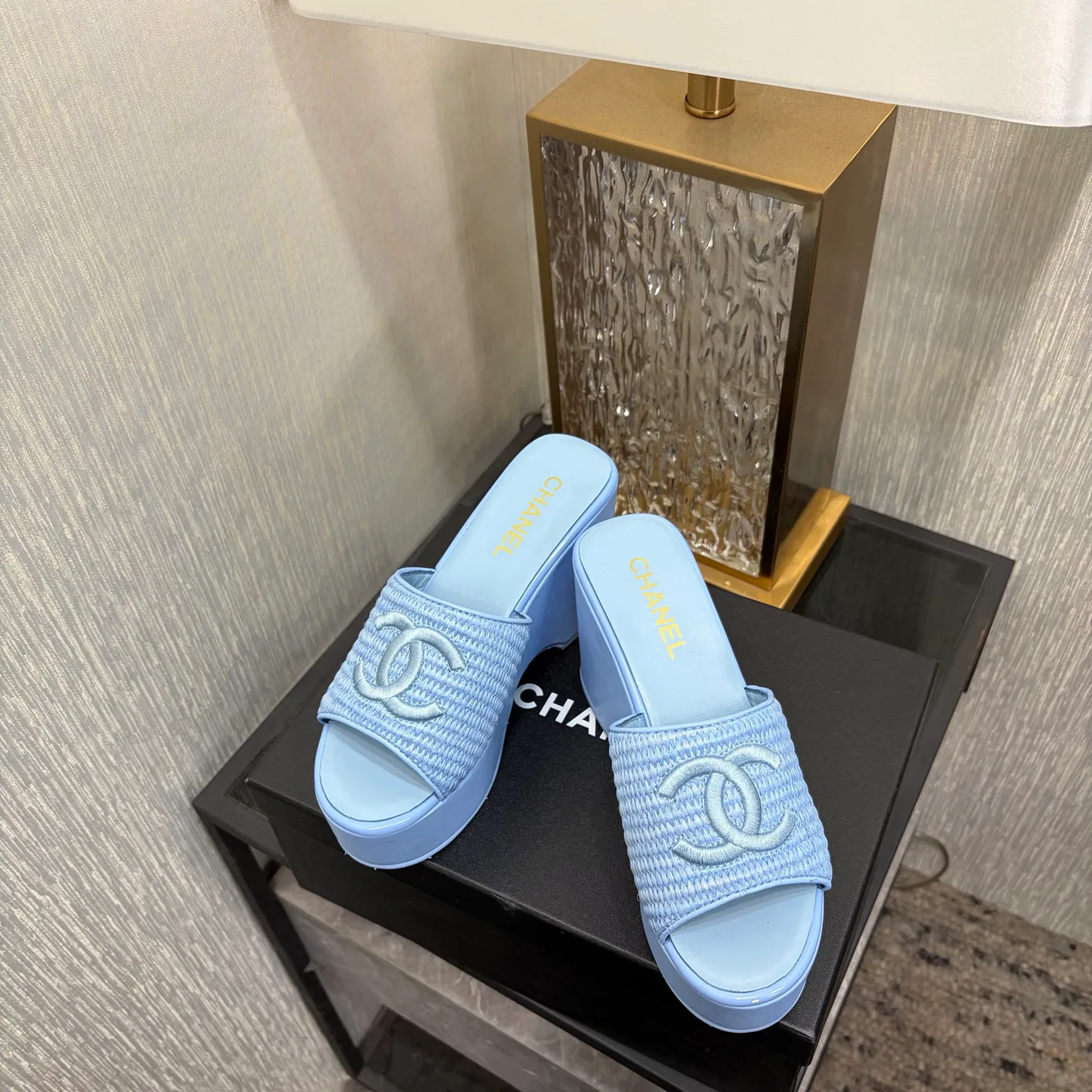 Босоножки Женские Chanel 11627877