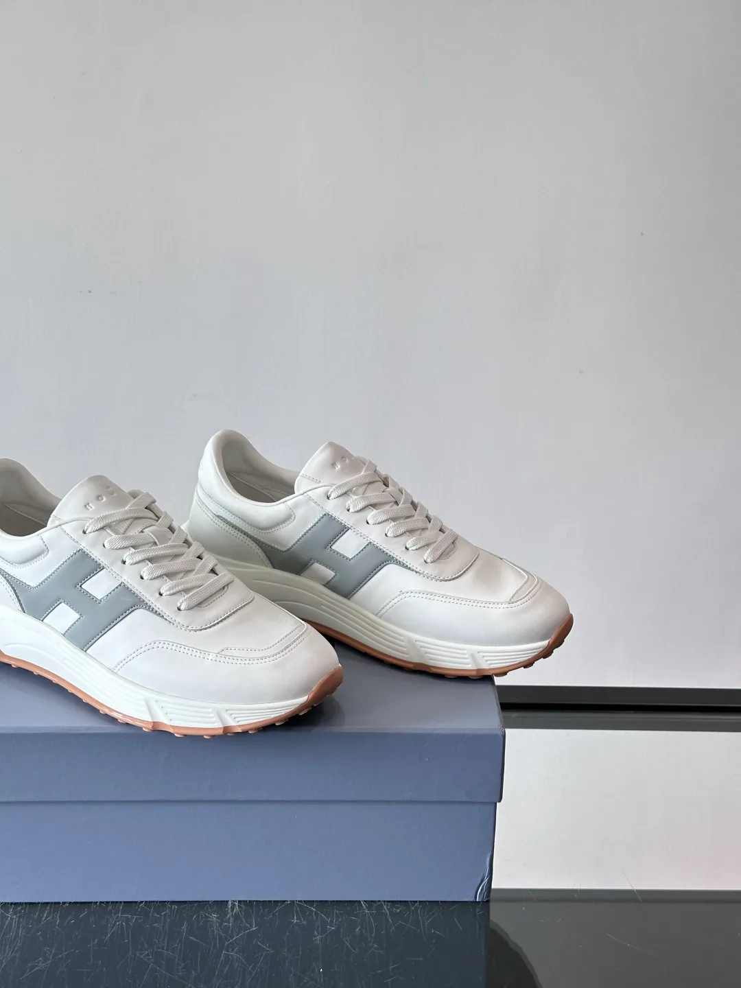 Кроссовки Женские Hogan 418141