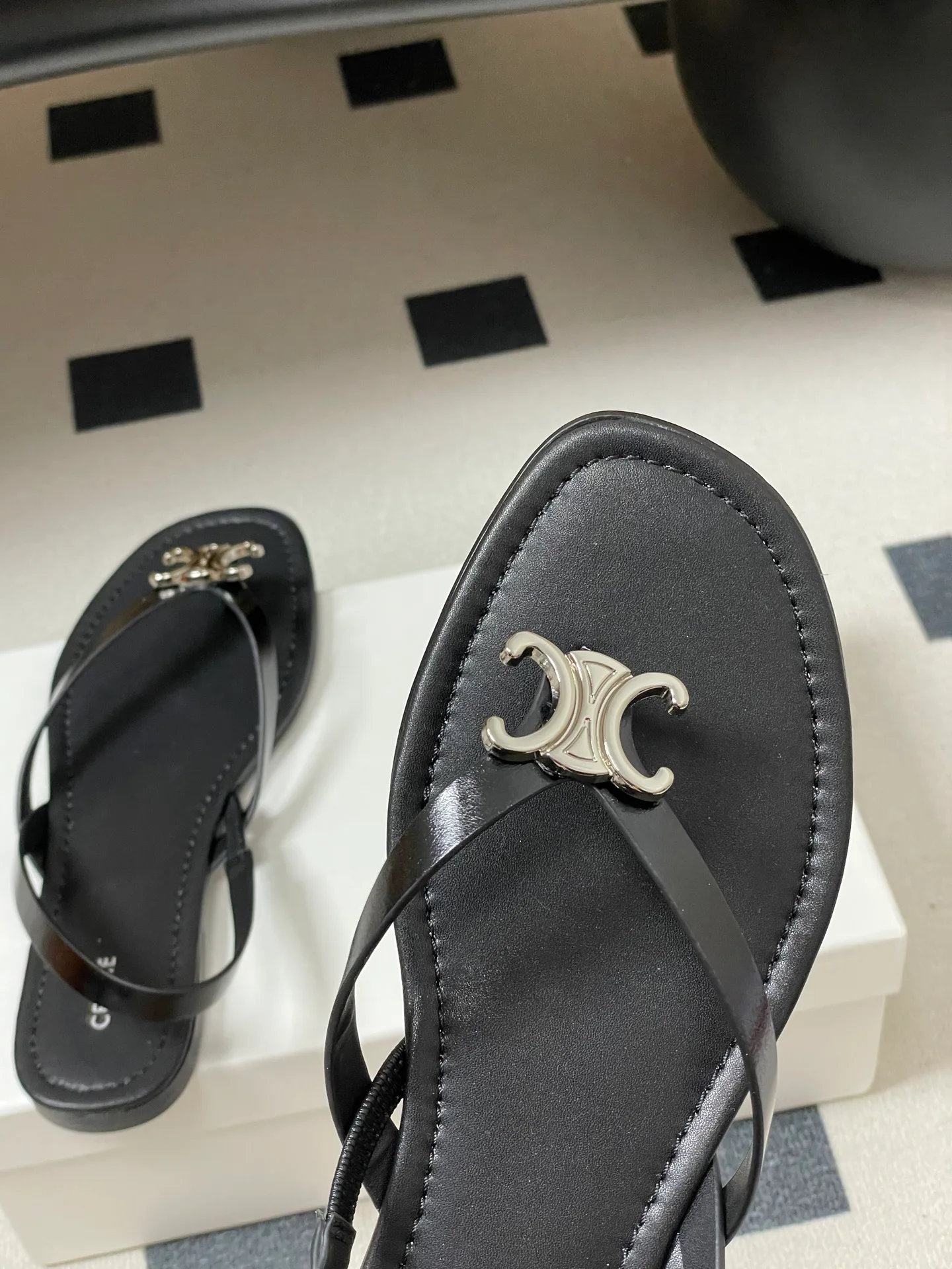 Сандалии Женские Celine 13410633