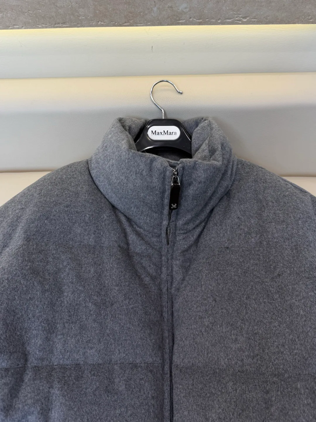 Куртки И Пуховики Женские Max Mara 18379602