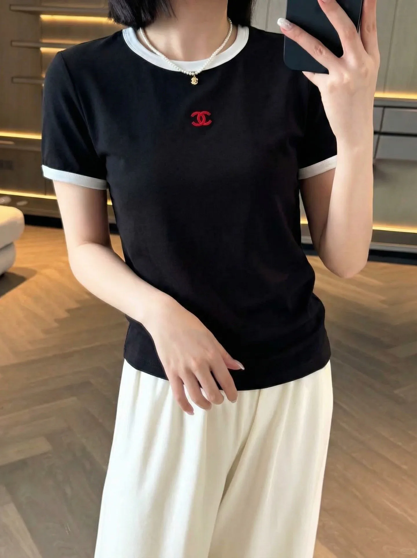 Футболки Женские Chanel 11903745