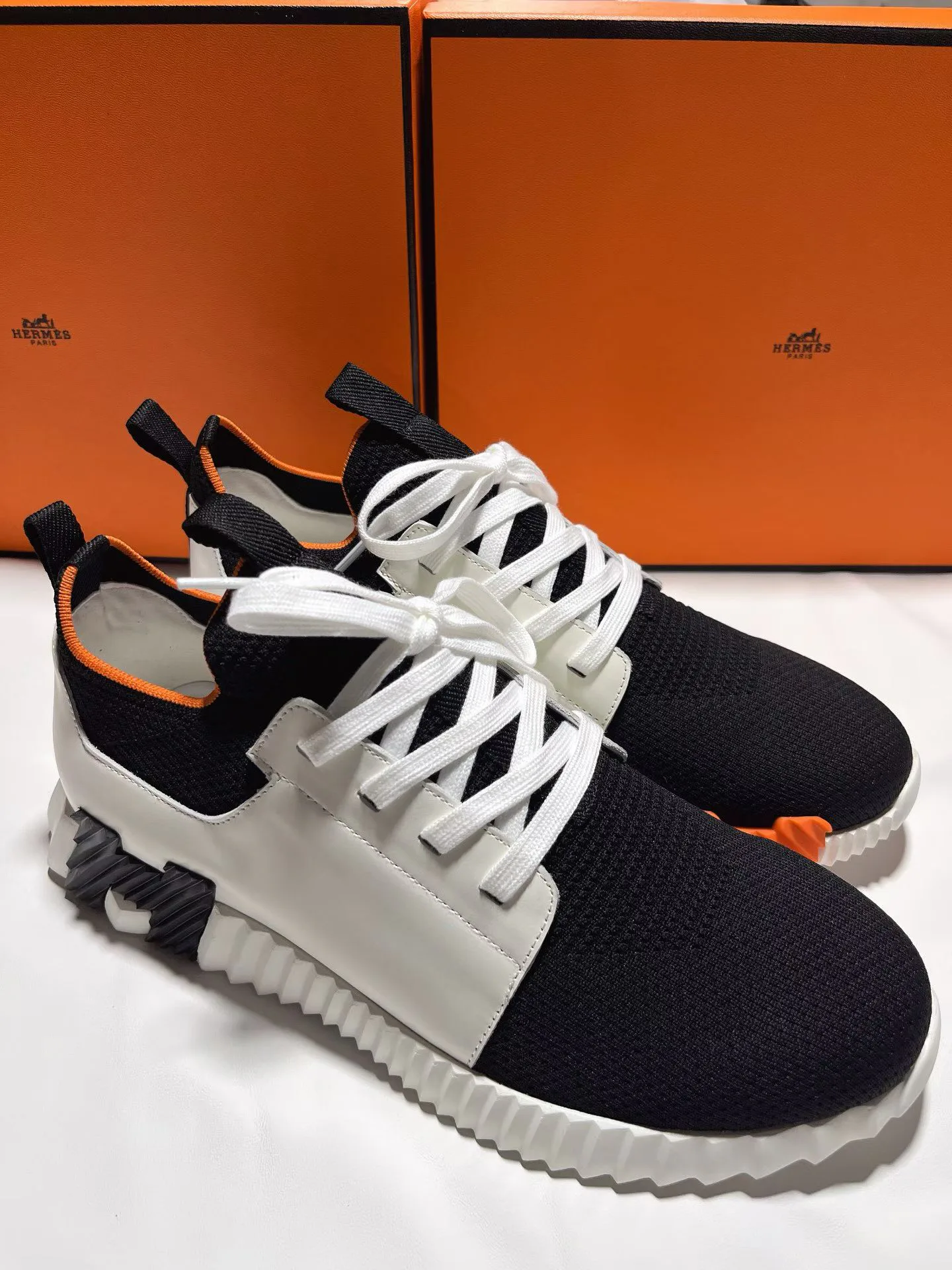 Кроссовки Женские Hermes 11765378