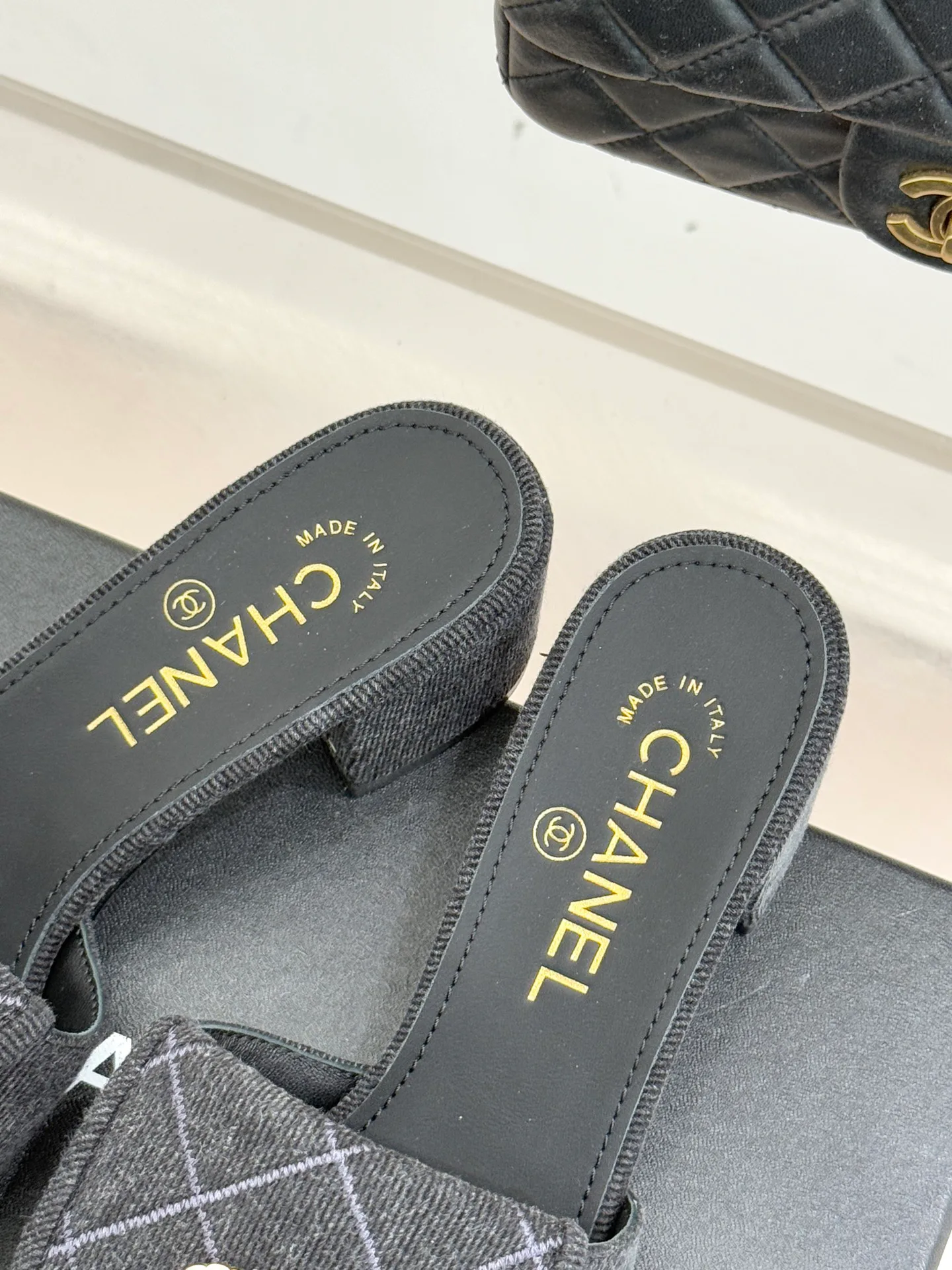 Шлепанцы Женские Chanel 9834978