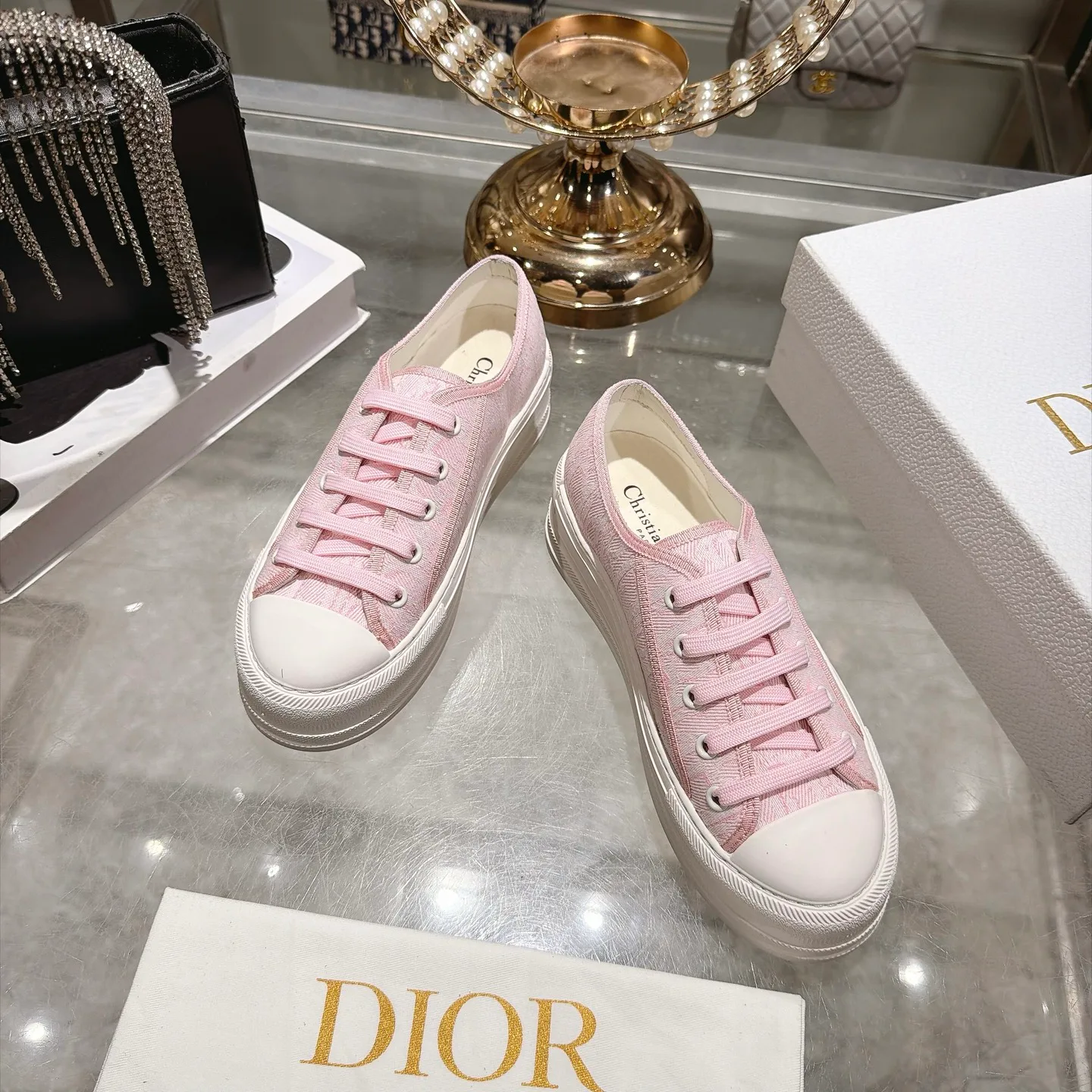 Кроссовки Женские Christian Dior 18764218