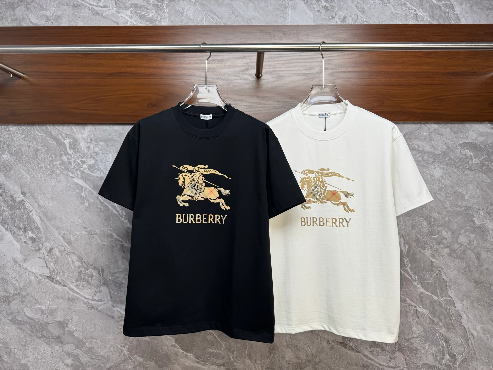 Футболки Женские Burberry 11679862