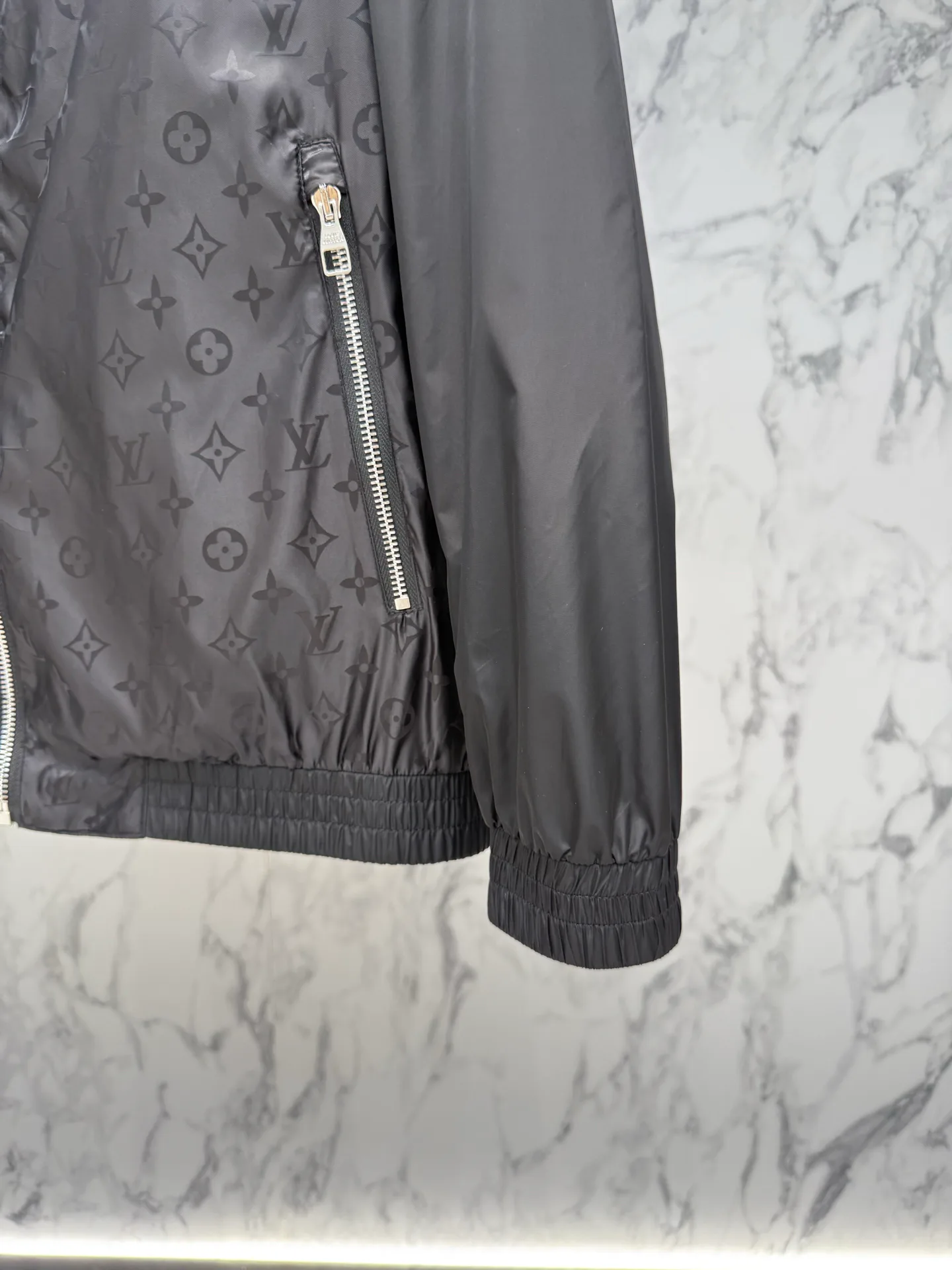 Куртки И Пуховики Мужские Louis Vuitton 11626913