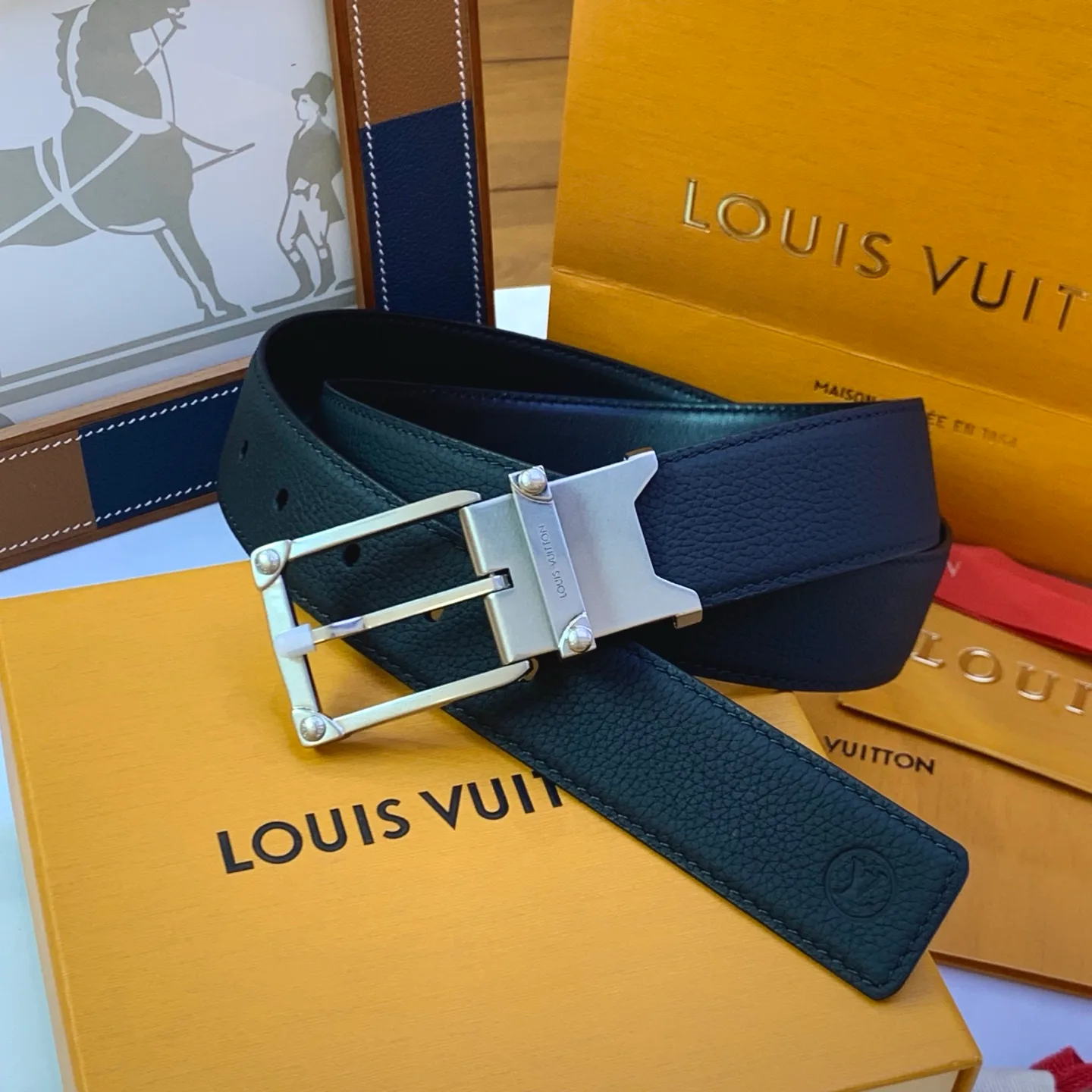 Ремни Louis Vuitton 17638920
