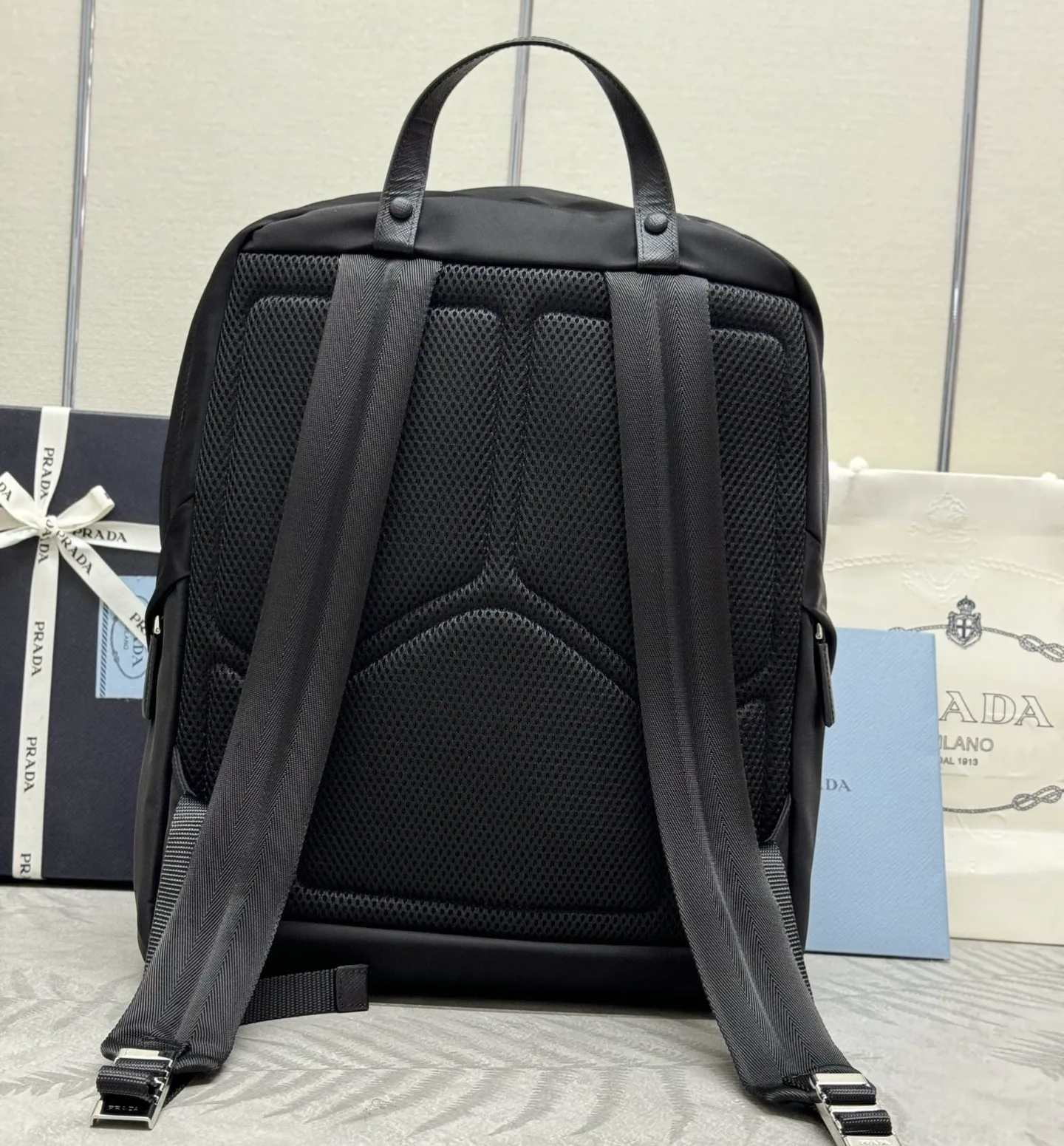 Рюкзаки Женские Prada 11627464