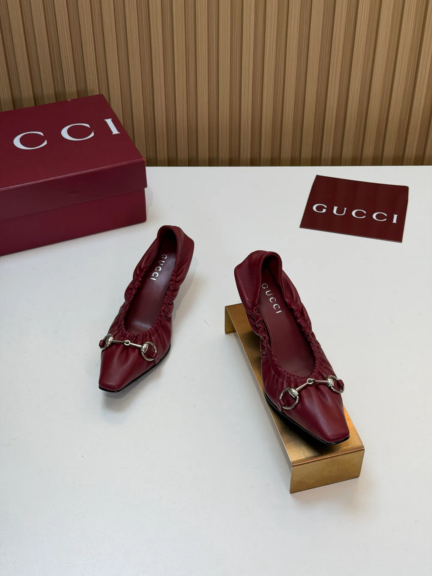 Туфли Женские Gucci 17903802