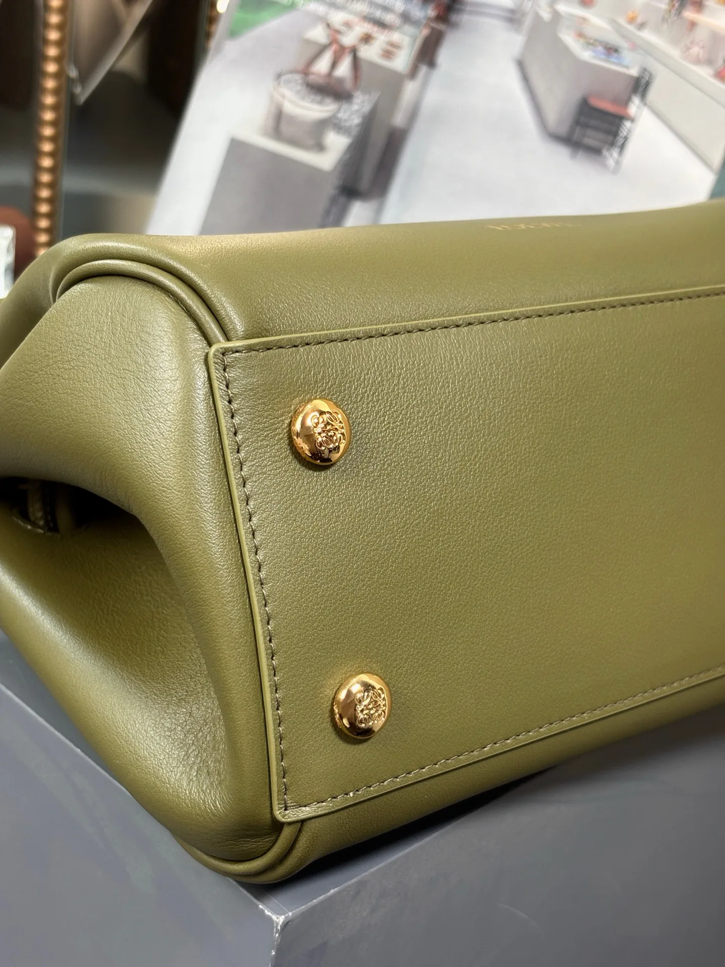 Классические Сумки Женские Loewe 11509182