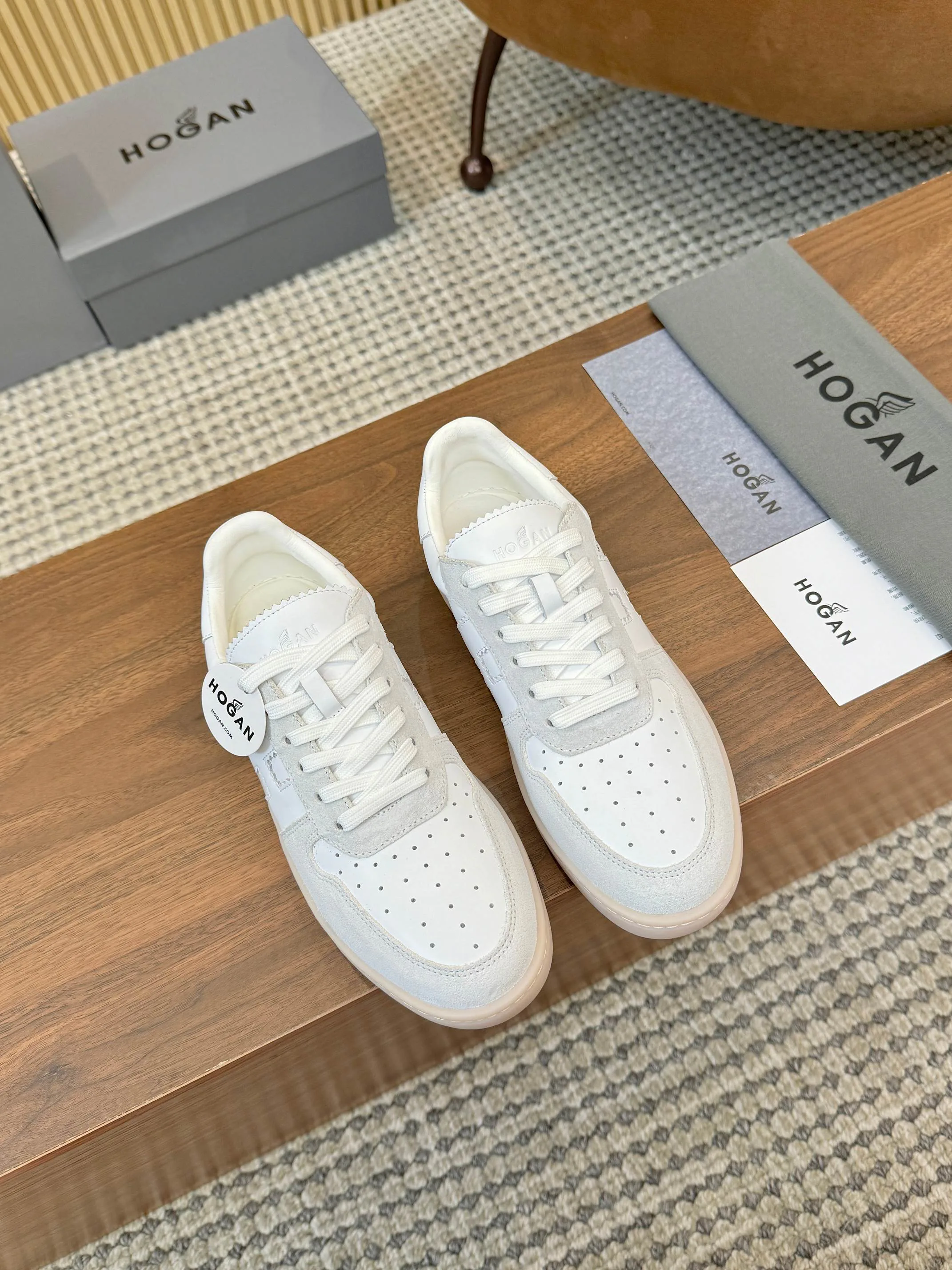 Кроссовки Женские Hogan 12783903