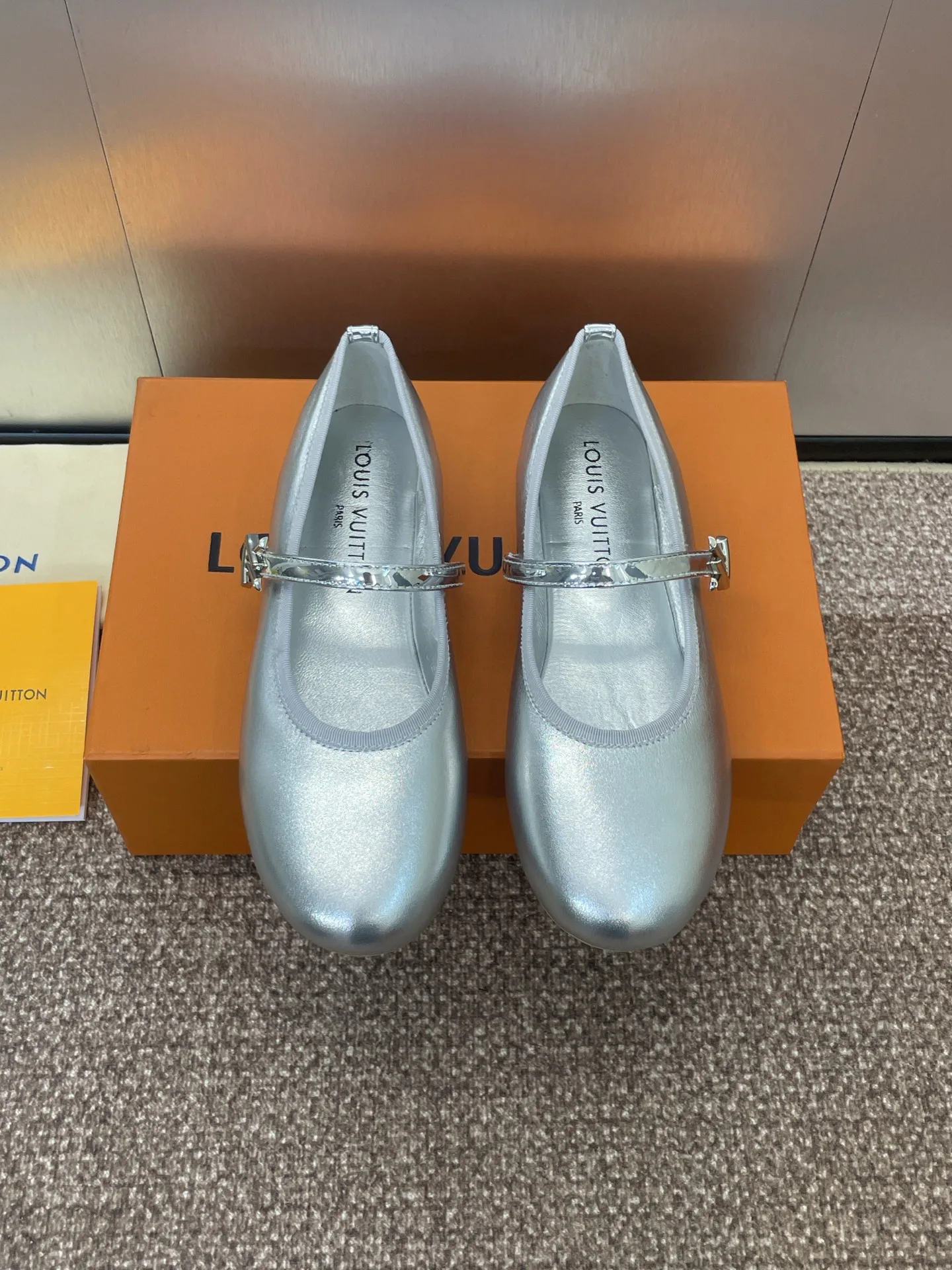 Туфли Женские Louis Vuitton 13346505