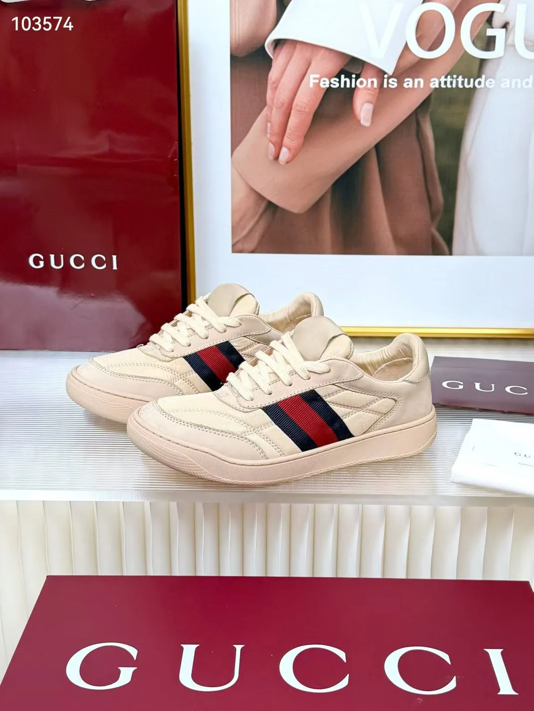 Кроссовки Женские Gucci 18781884