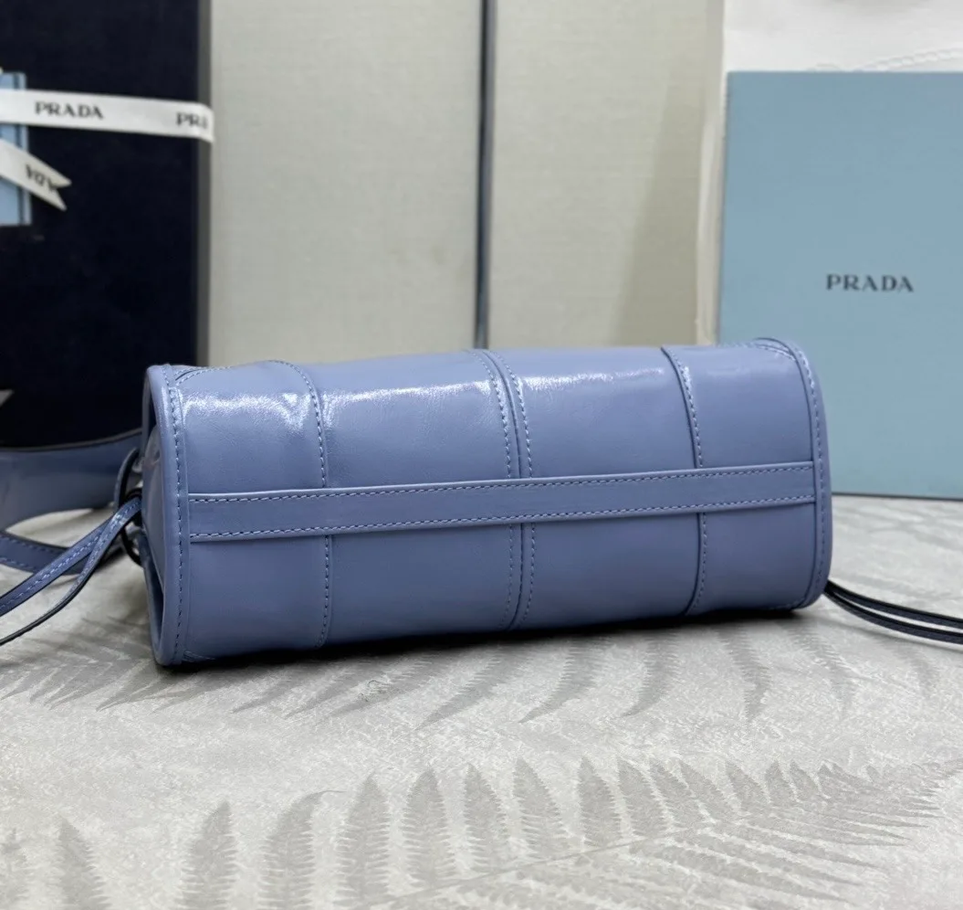Сумки На Ремне Женские Prada 11682121