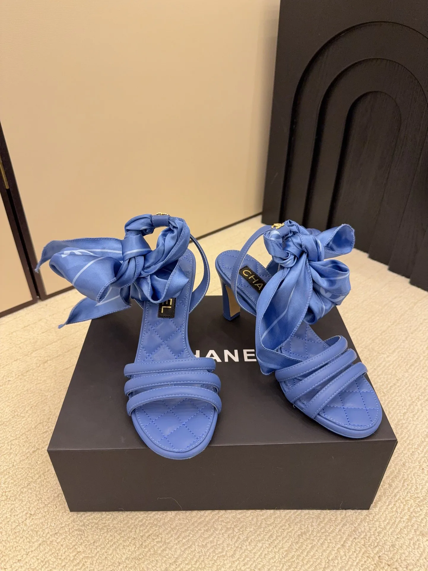 Босоножки Женские Chanel 453695