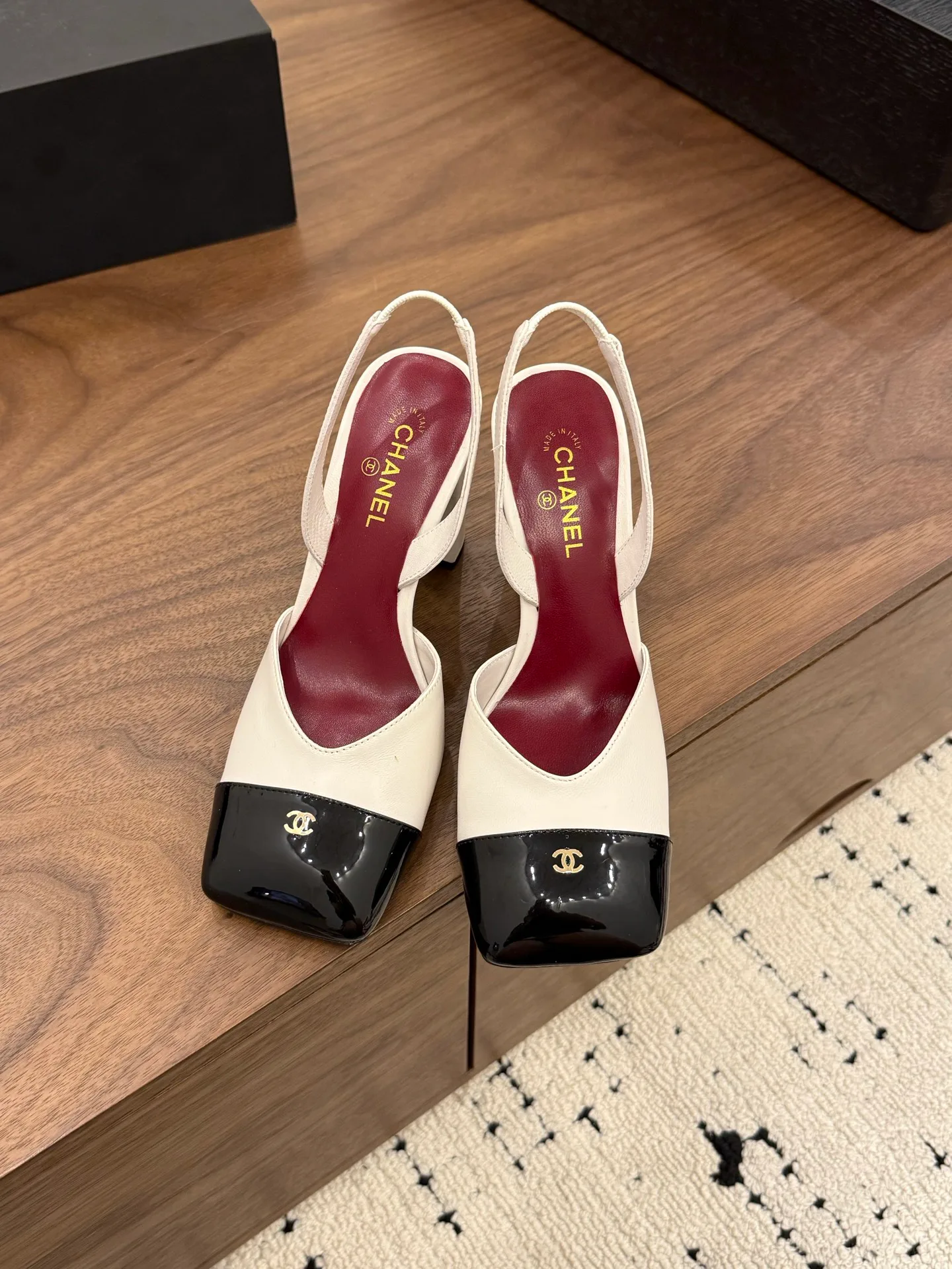 Туфли Женские Chanel 13230752