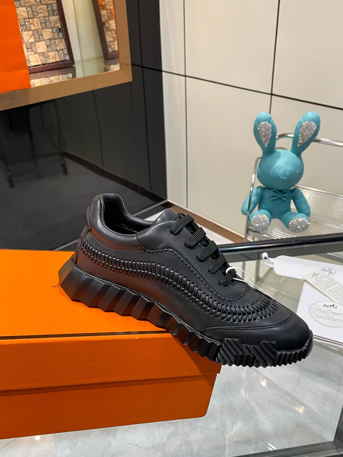 Кроссовки Женские Hermes 17954786