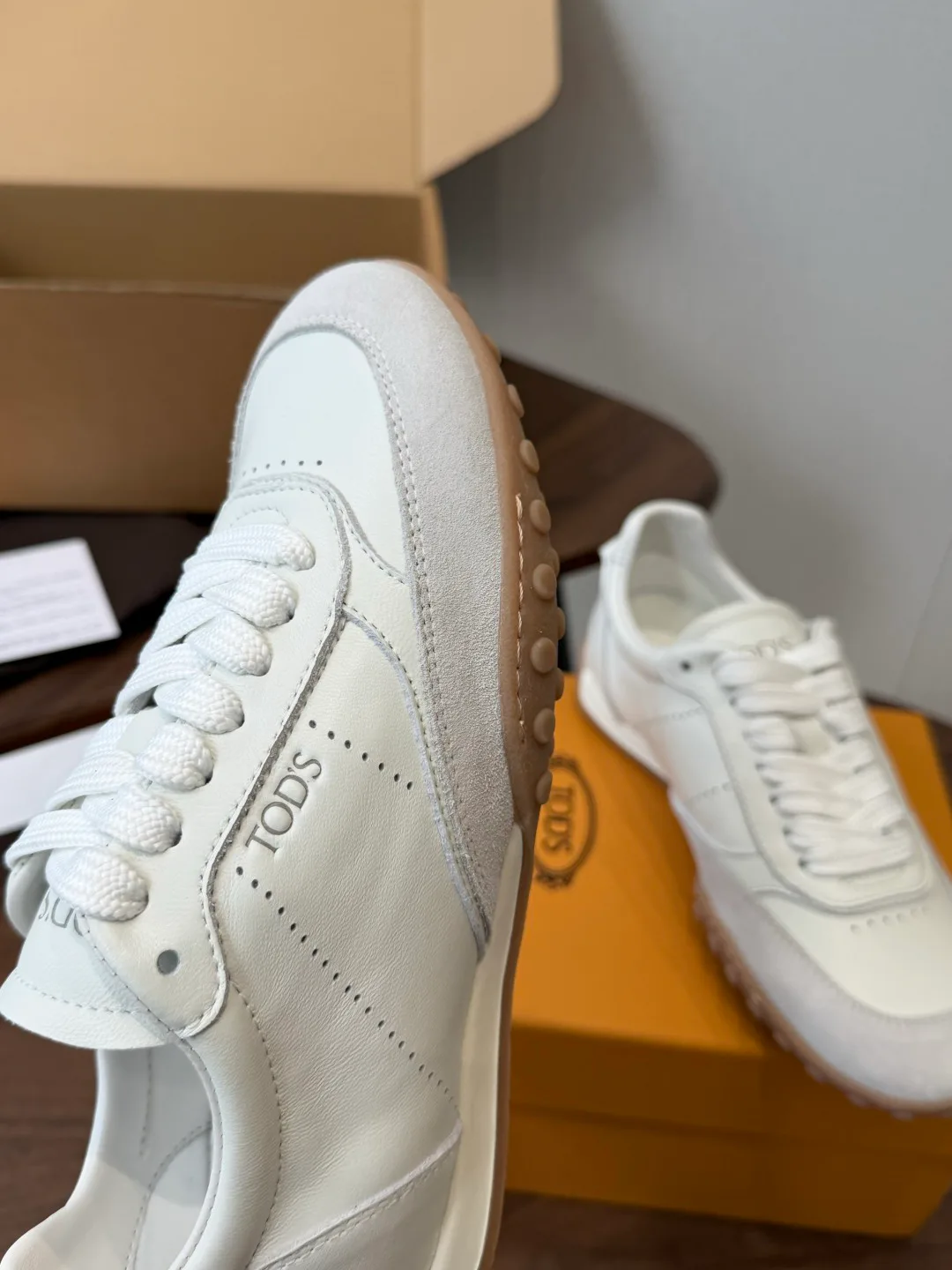 Кроссовки Женские Tod's 18687233