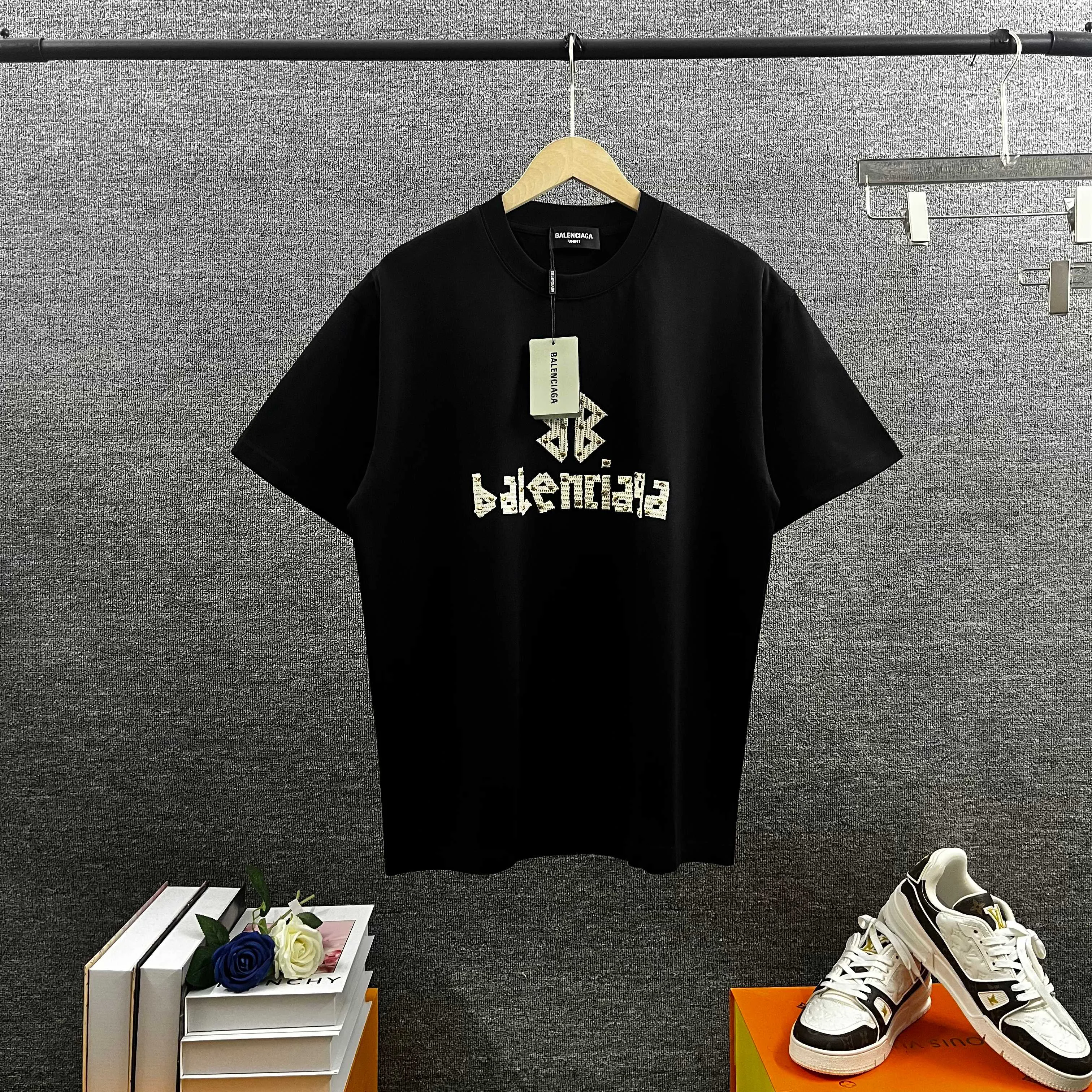 Футболки Женские Balenciaga 10310733