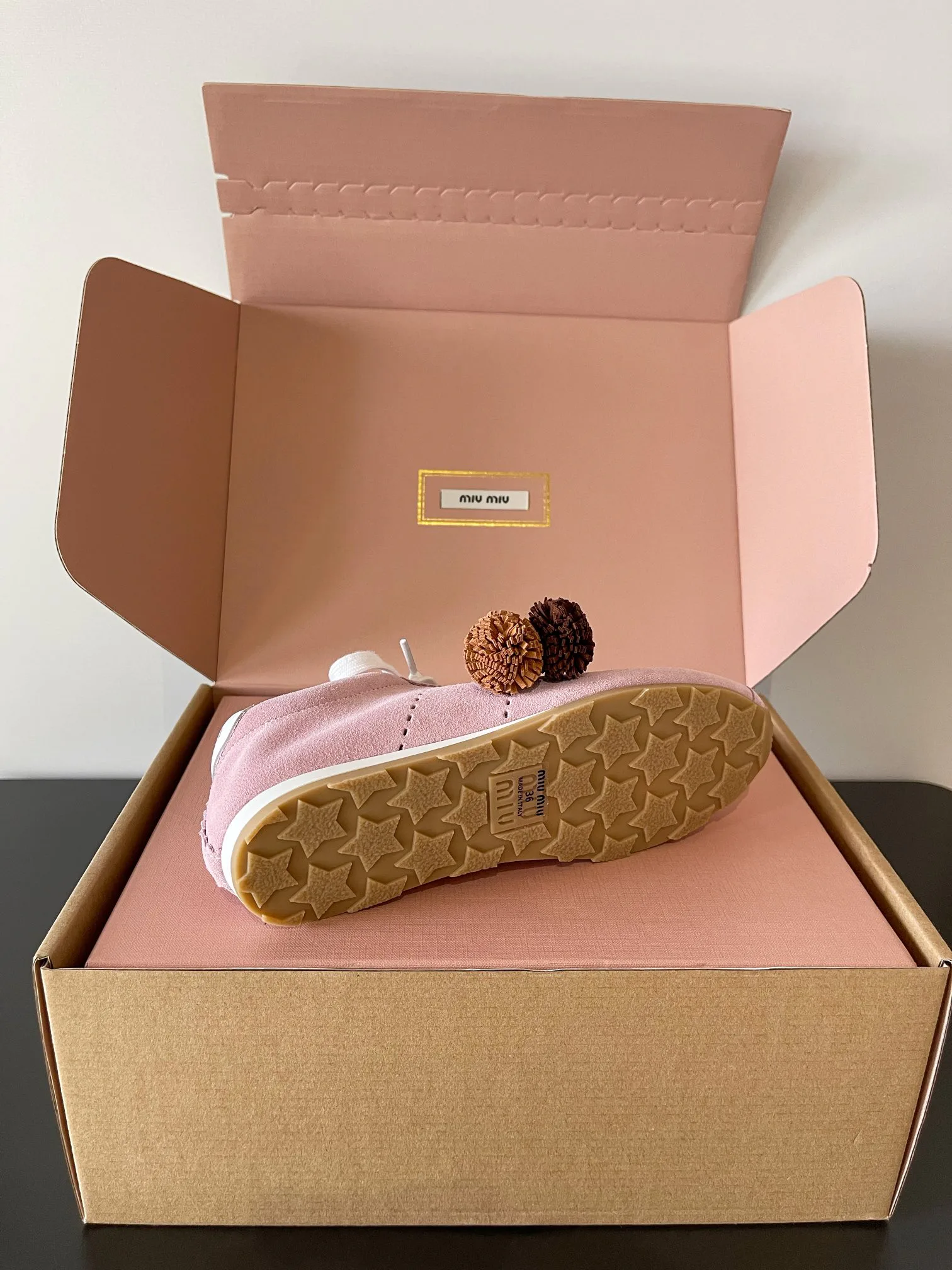 Кроссовки Женские Miu Miu 18703408