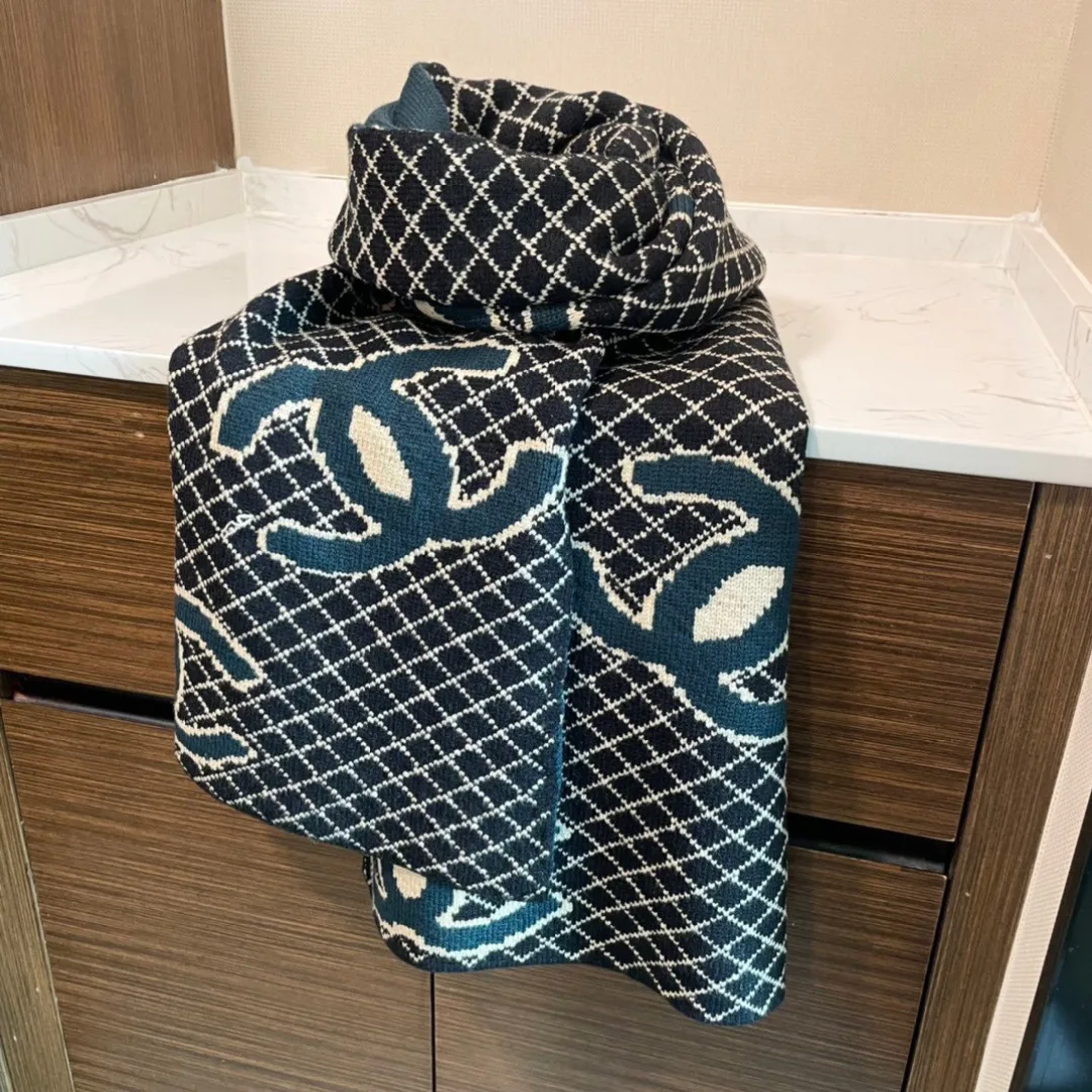 Шарфы Chanel 11268971