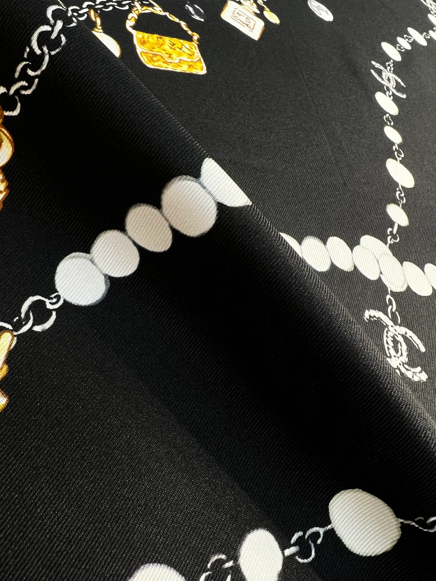 Платки Chanel 11616363