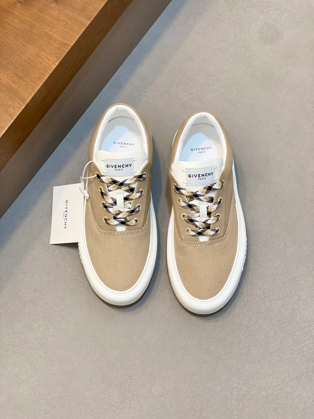 Кроссовки Мужские Givenchy 19337018