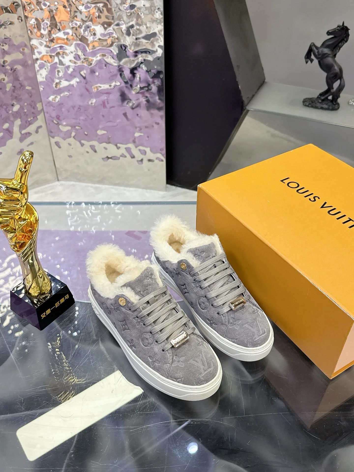 Кроссовки Мужские Louis Vuitton 249003