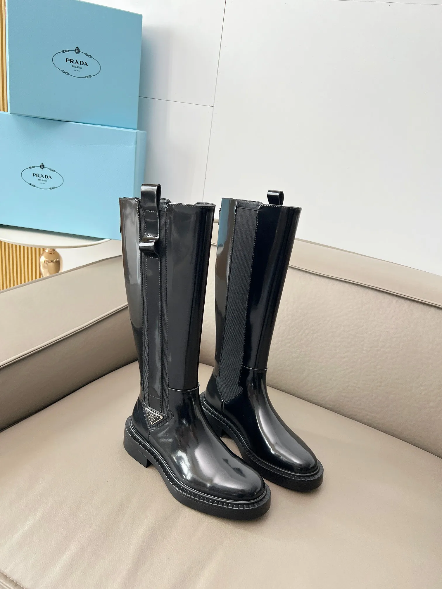 Сапоги Женские Prada 17957429