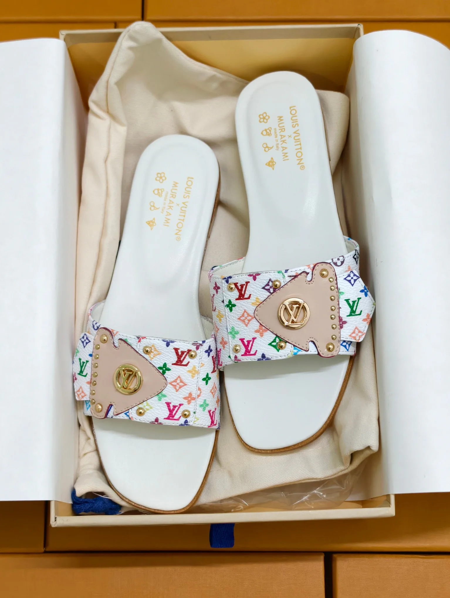 Шлепанцы Женские Louis Vuitton 10236798