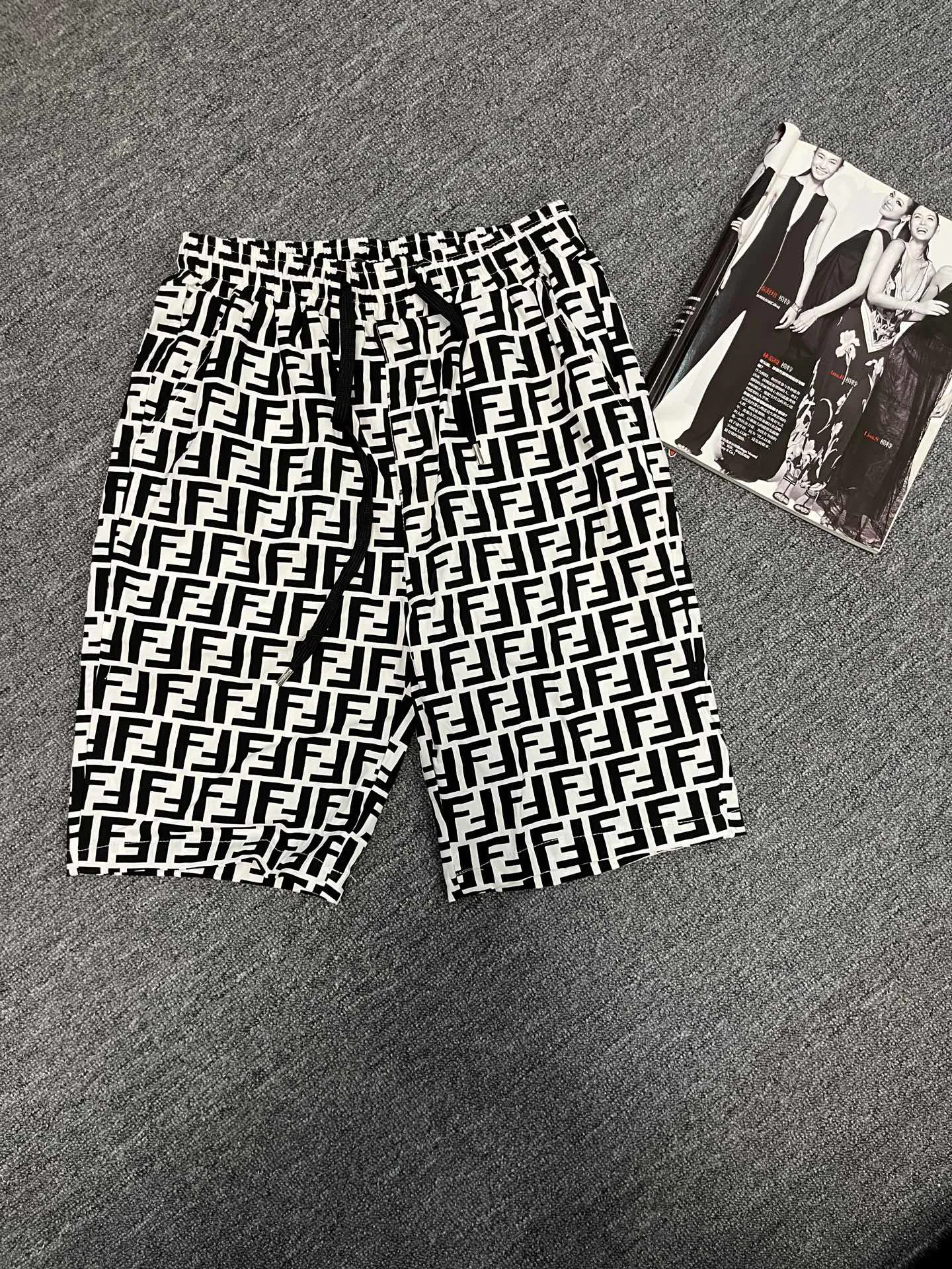 Шорты Мужские Fendi 12641009