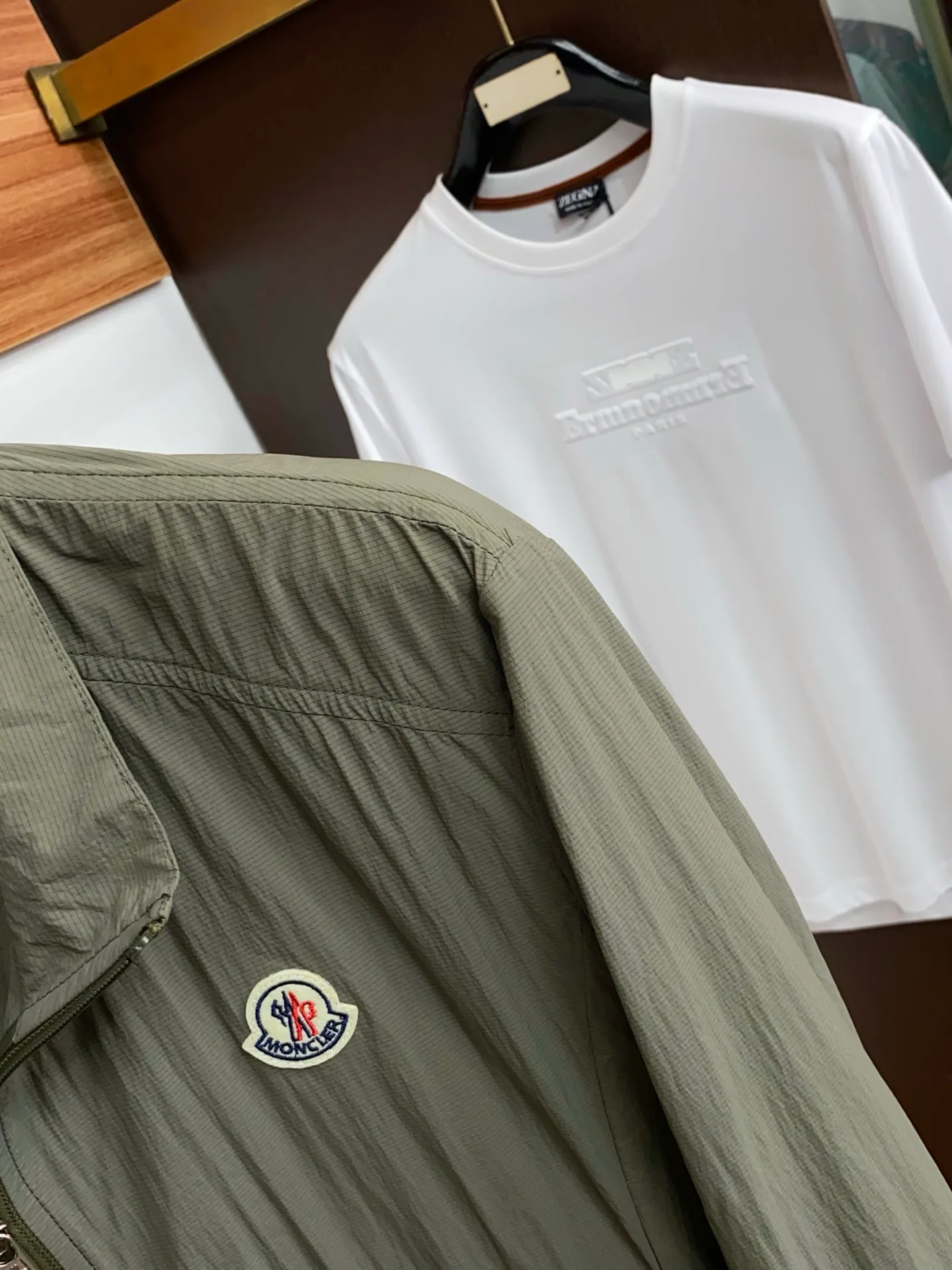 Куртки И Пуховики Мужские Moncler 17510129