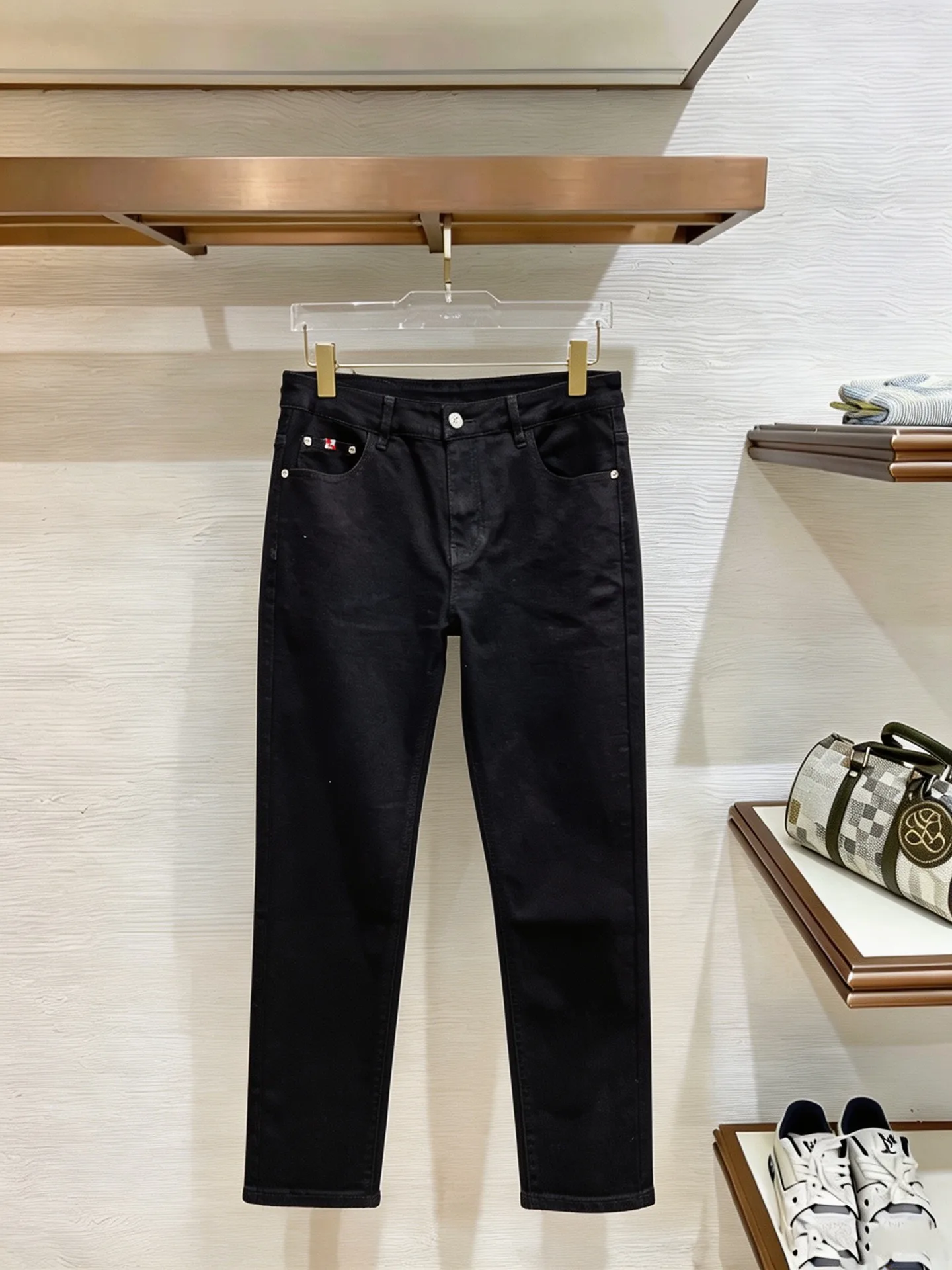 Джинсы Мужские Burberry 18098422