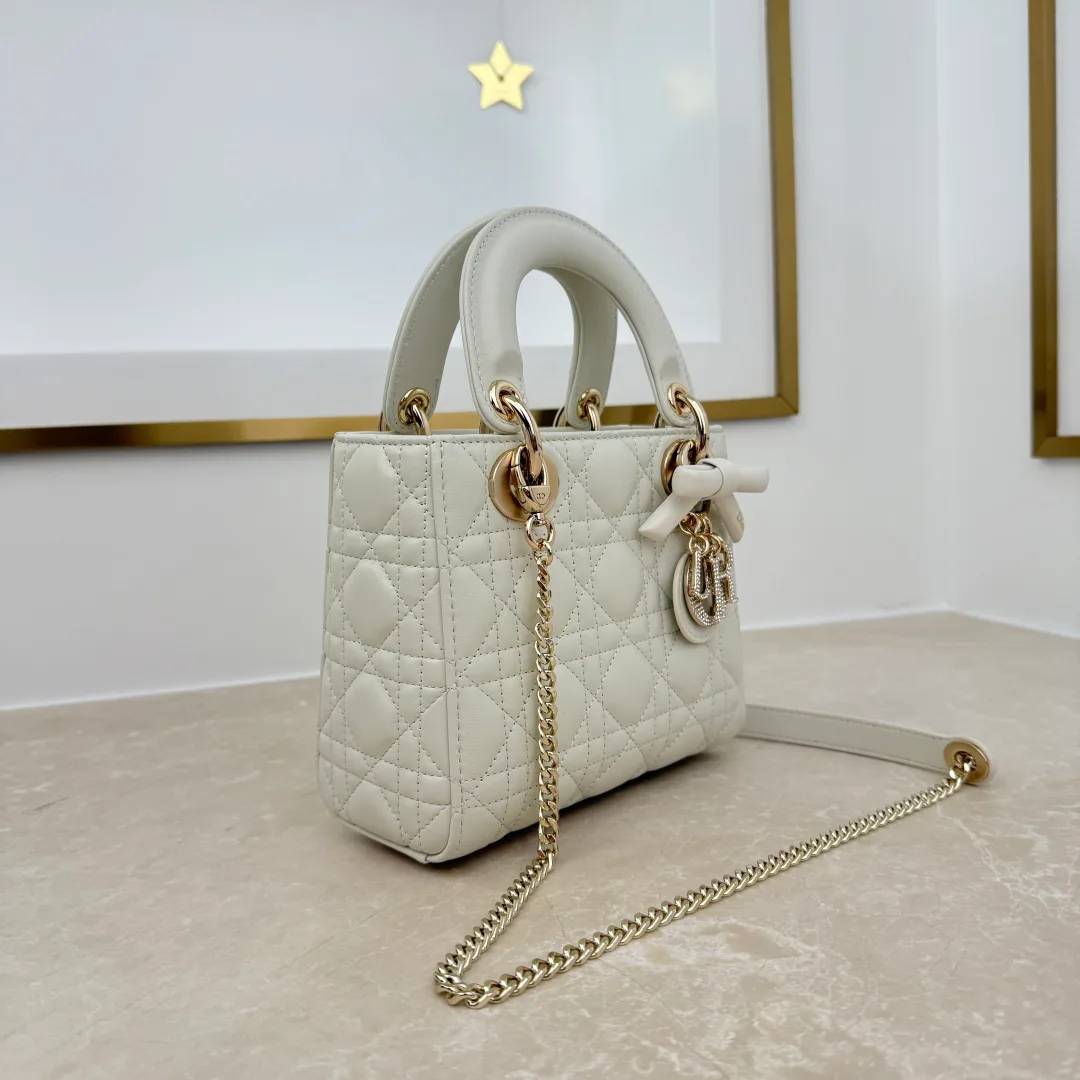 Классические Сумки Женские Christian Dior 18116215