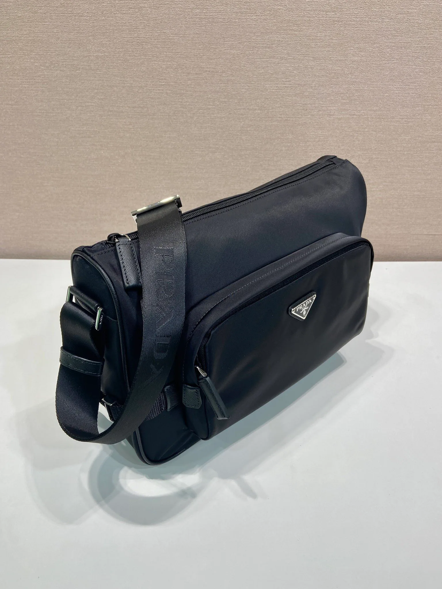 Сумки На Ремне Женские Prada 13346085