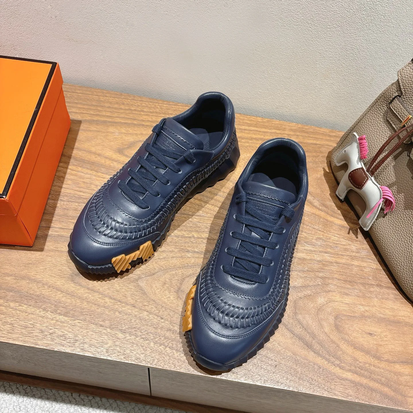 Кроссовки Женские Hermes 10031876