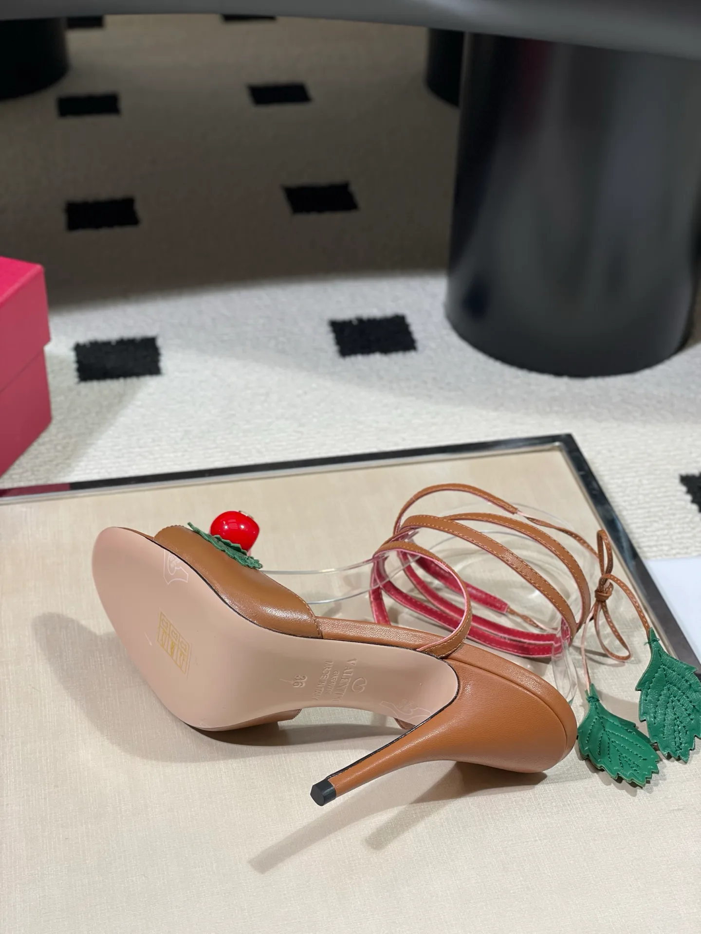 Босоножки Женские Valentino 13189670
