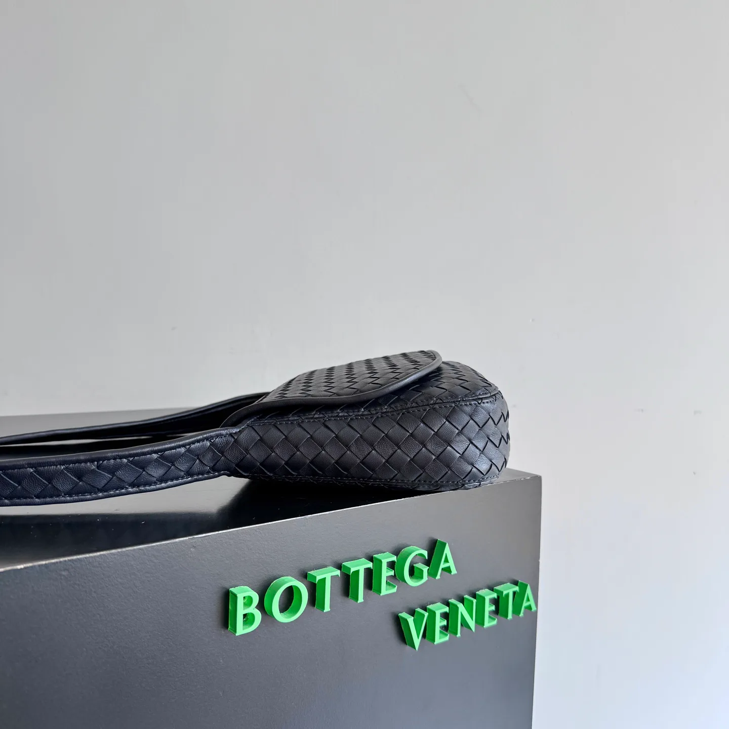 Классические Сумки Женские Bottega Veneta 18004864