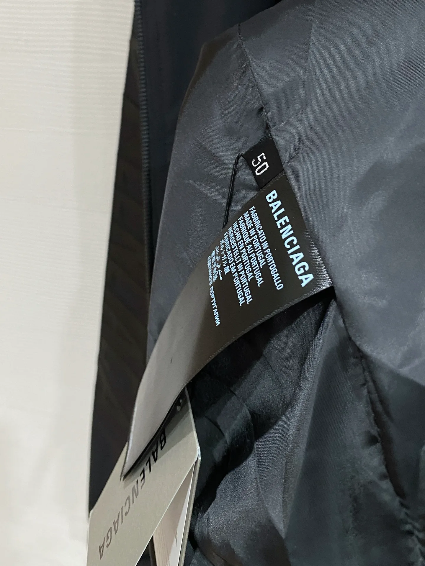 Куртки И Пуховики Мужские Balenciaga 10271823