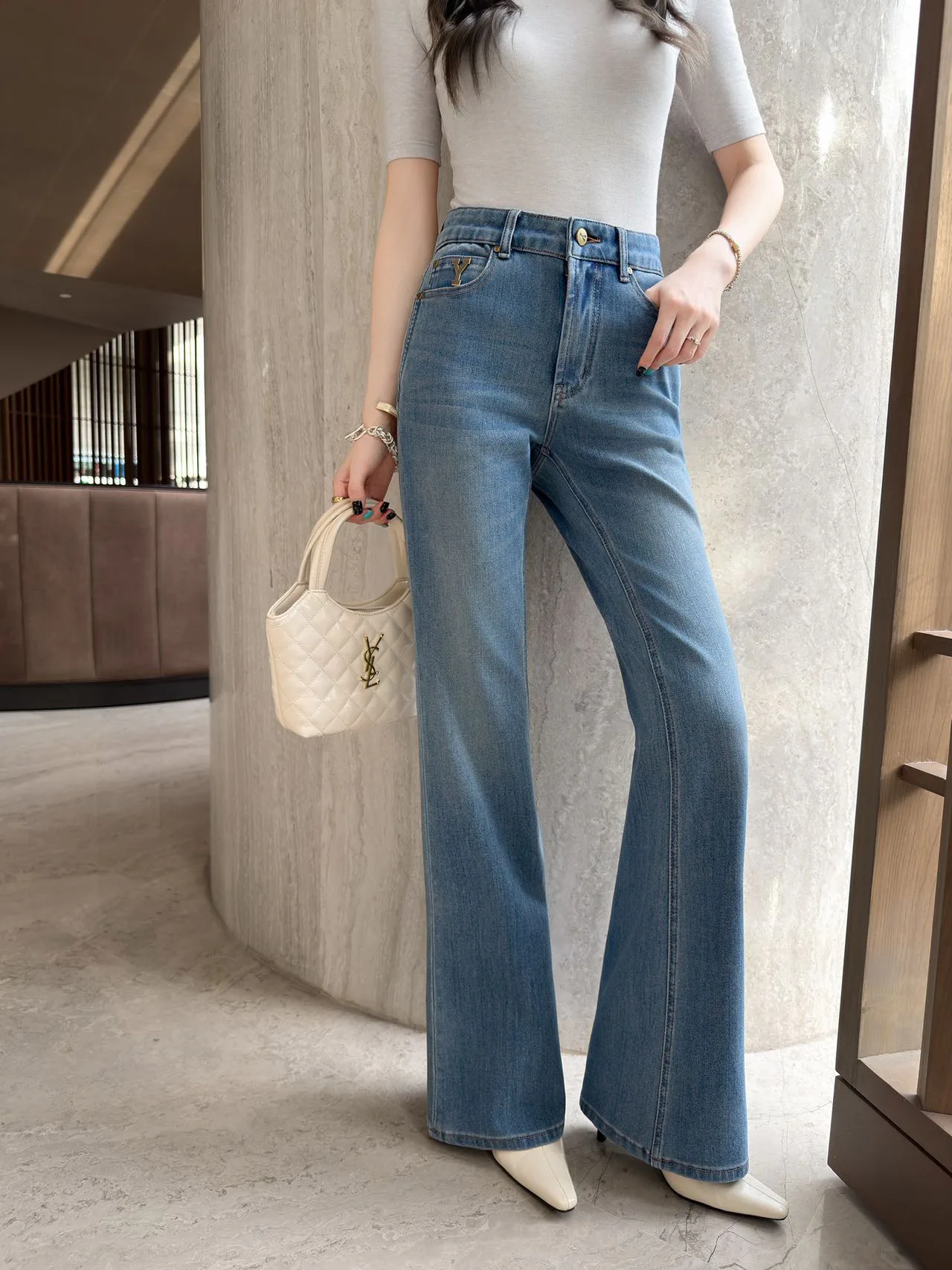 Джинсы Женские Saint Laurent 19550200