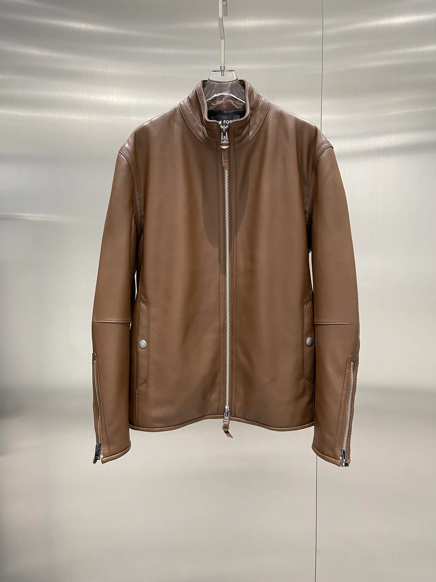 Кожаные Куртки И Дублёнки Мужские Tom Ford 11700491