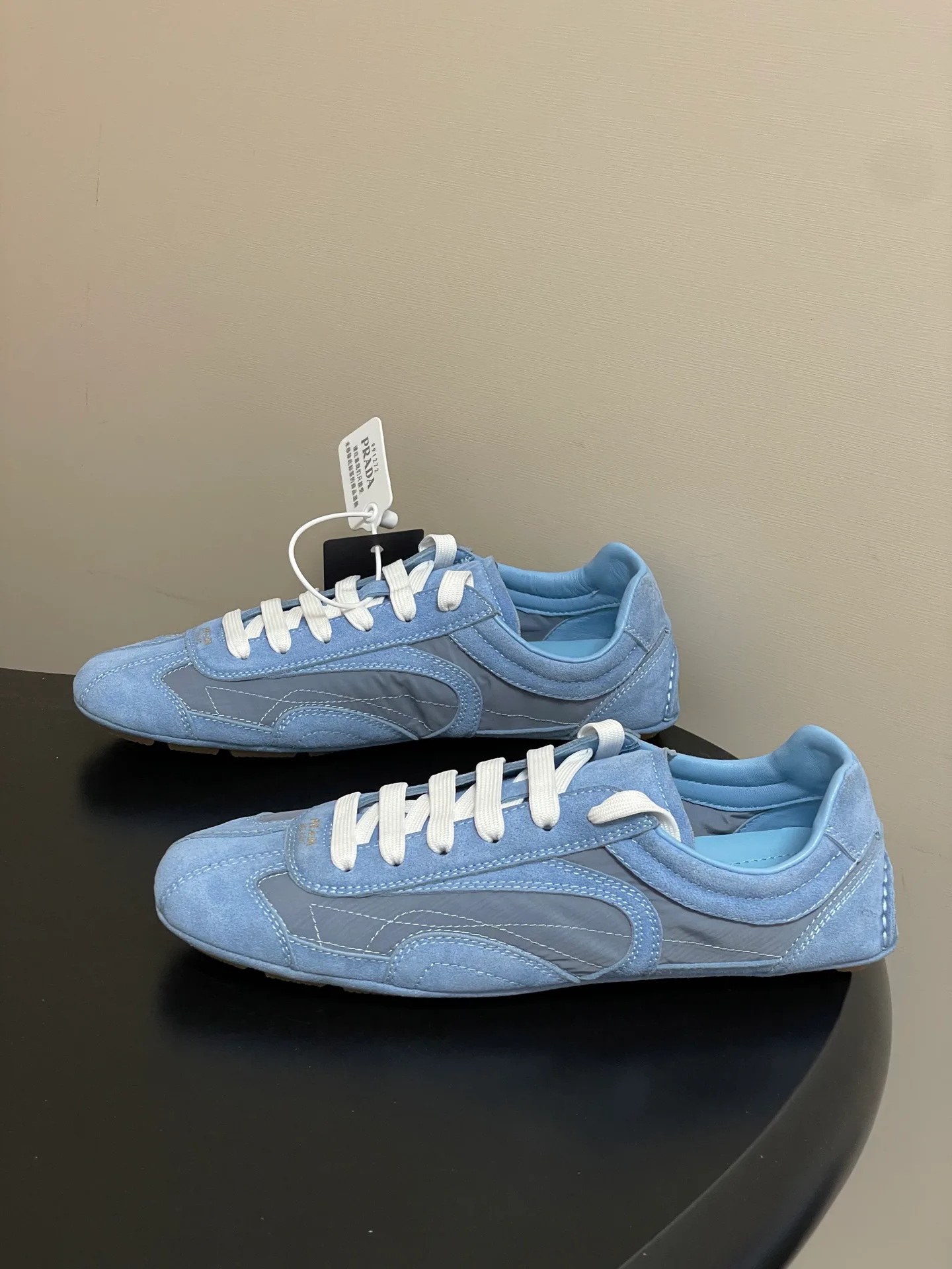 Кроссовки Женские Prada 9700339