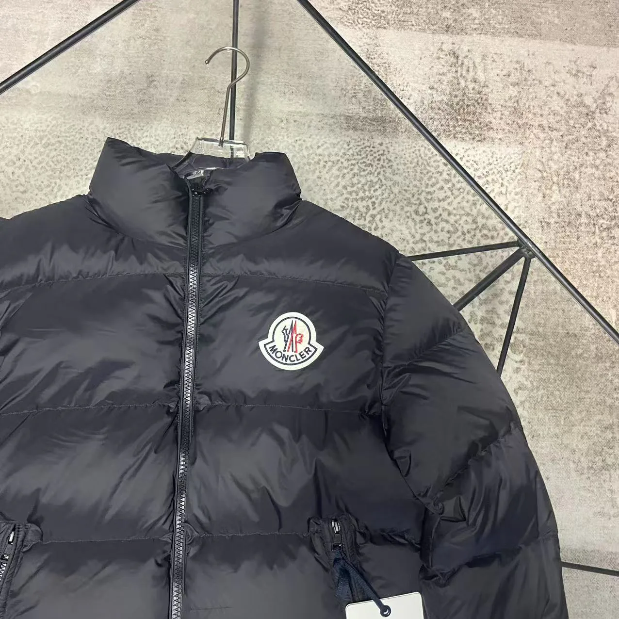 Куртки И Пуховики Женские Moncler 18415647